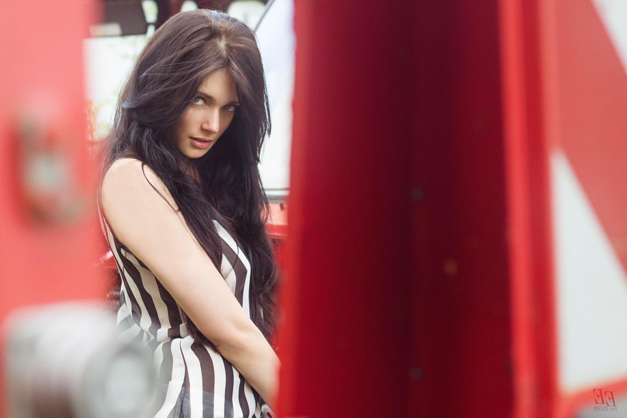 Women Outdoors, Long Hair, women, model, 1080P, face, Looking At Viewer, Wavy Hair, Eric Elger, Brown Eyes, Striped Clothing, brunette, HD Wallpaper