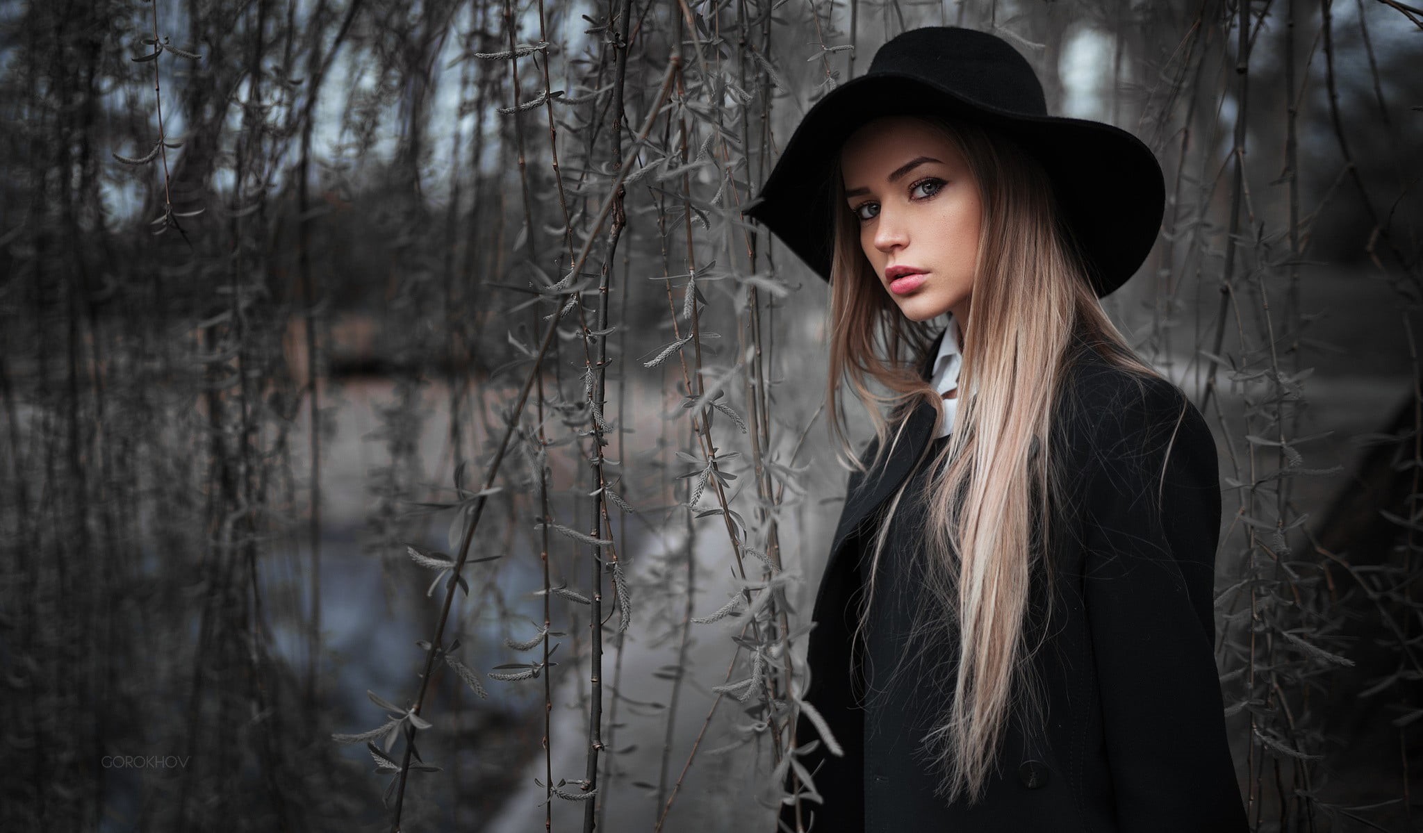 Mary Jane, Ivan Gorokhov, women, tree, juicy lips, adult, blonde, 1080P, beauty, hair, looking at camera, young women, young adult, hat, Maria Puchnina, HD Wallpaper