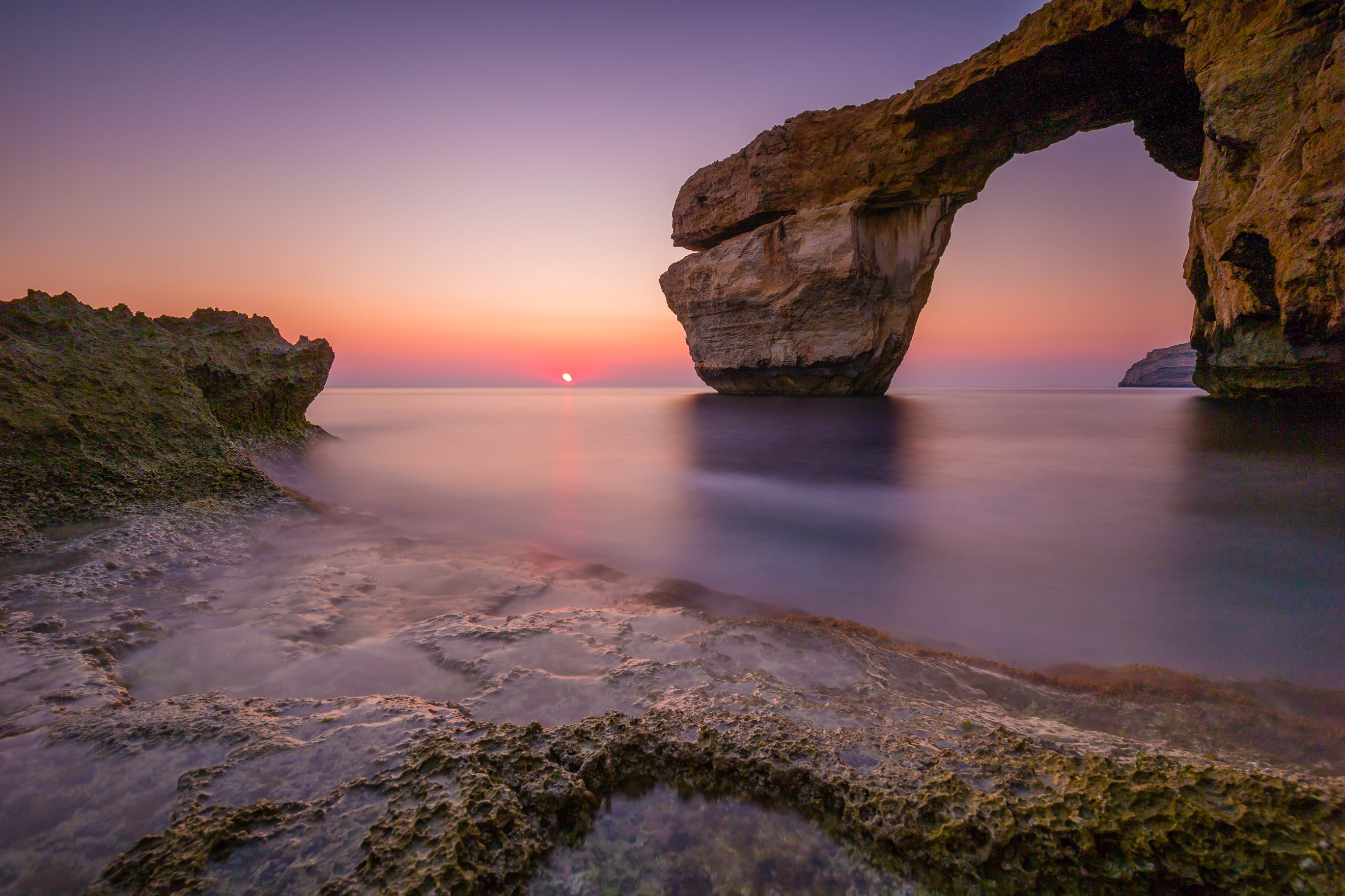 adventure, Azure Window, blur, cliff, rock - Object, 4L, serene, tranquil, scenics, summer holiday, sun, sky, outdoors, people, beauty spot, 2K, Malta, HD Wallpaper
