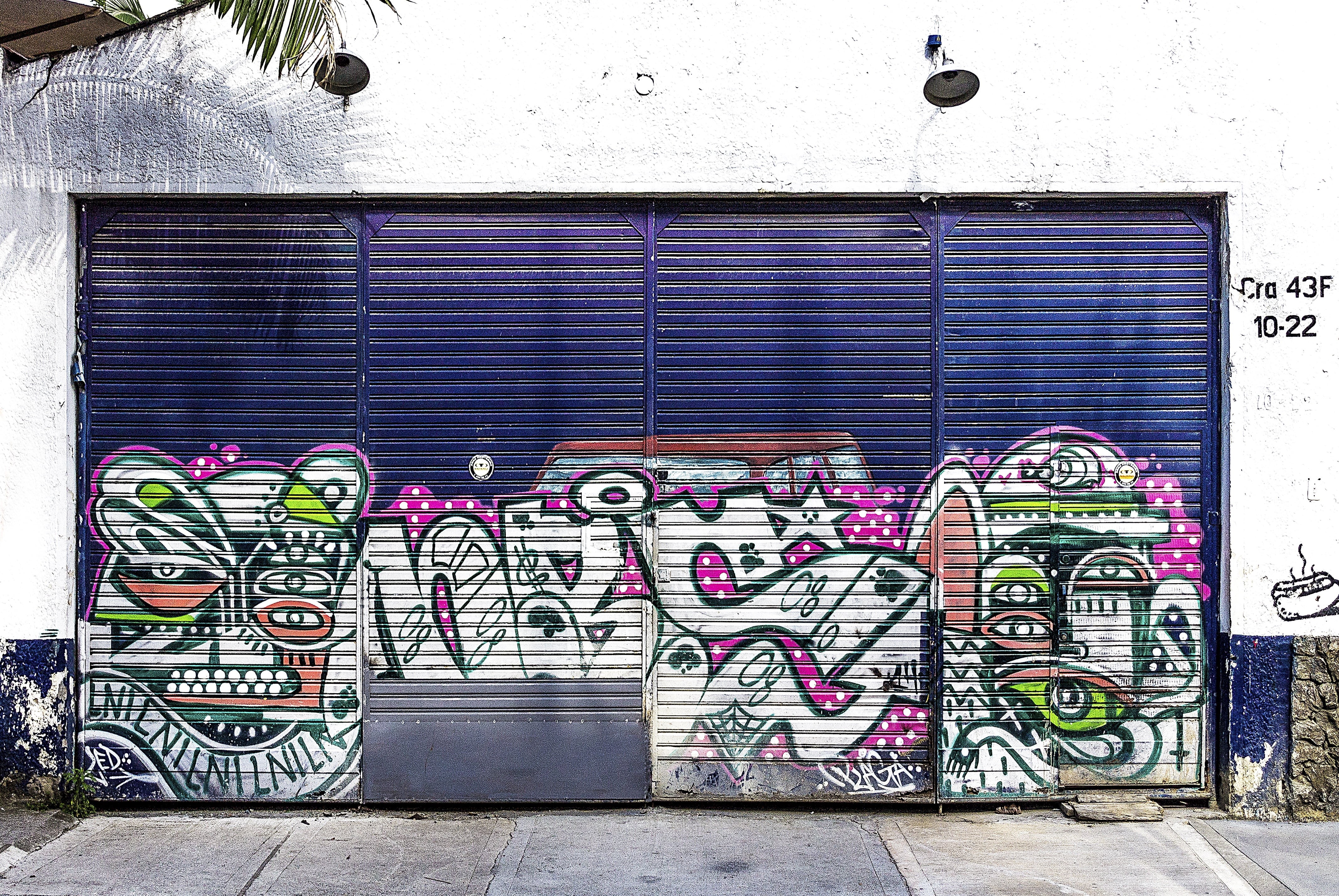 medellin, urban, creativity, building exterior, street art, purple, closed, graffiti, text, mural, art, sidewalk, outdoors, painted, built structure, multi colored, HD Wallpaper
