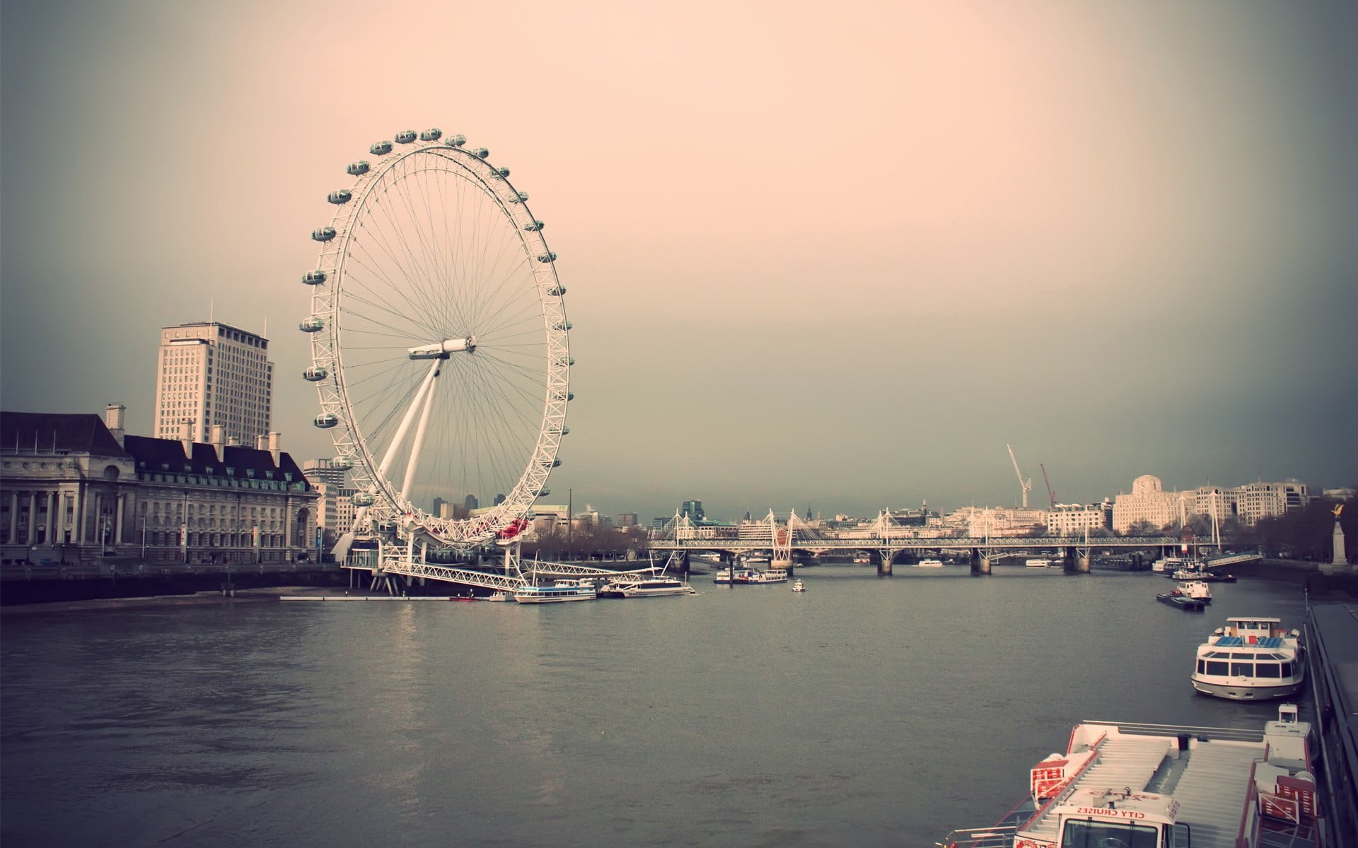 eye, amusement park, bridge, building exterior, water, no people, travel destinations, city, built structure, travel, passenger craft, mode of transportation, HD Wallpaper