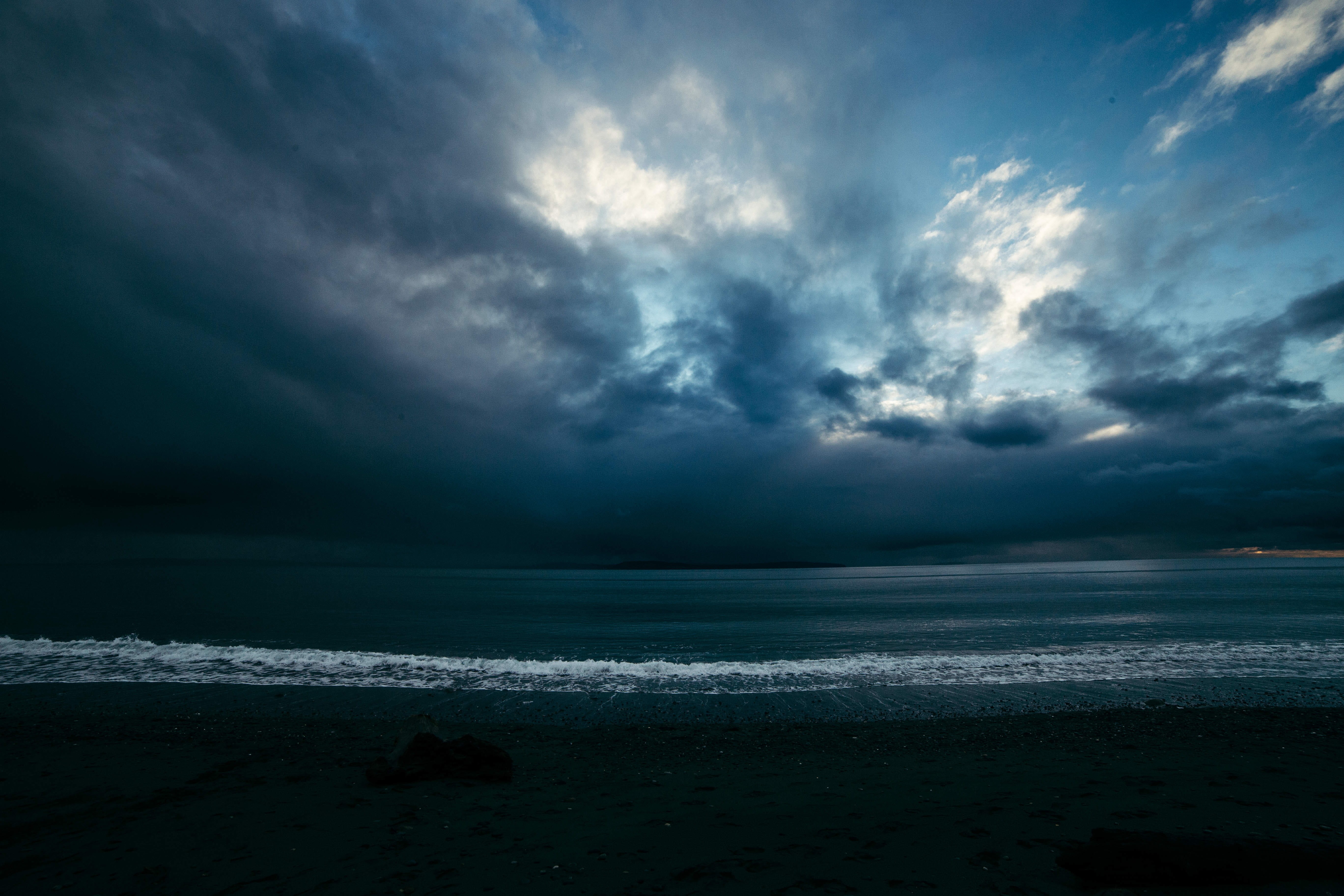 sky, beauty In Nature, outdoors, night time, nature, ominous, thunderstorm, storm, seashore, cloudscape, no People, power in nature, ocean, blue, horizon, HD Wallpaper