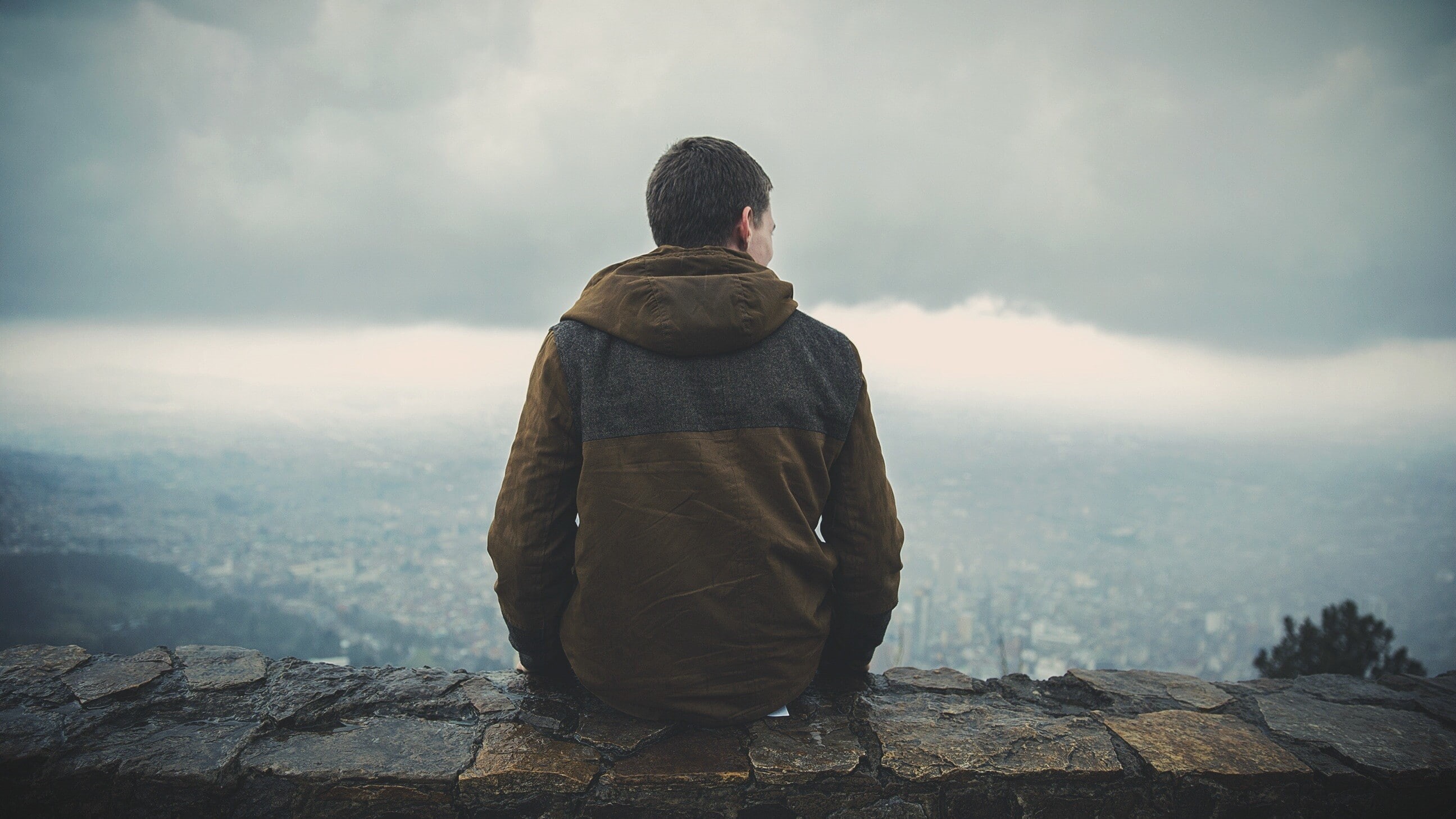 back, urban photo, alone, 2K, men, HD Wallpaper