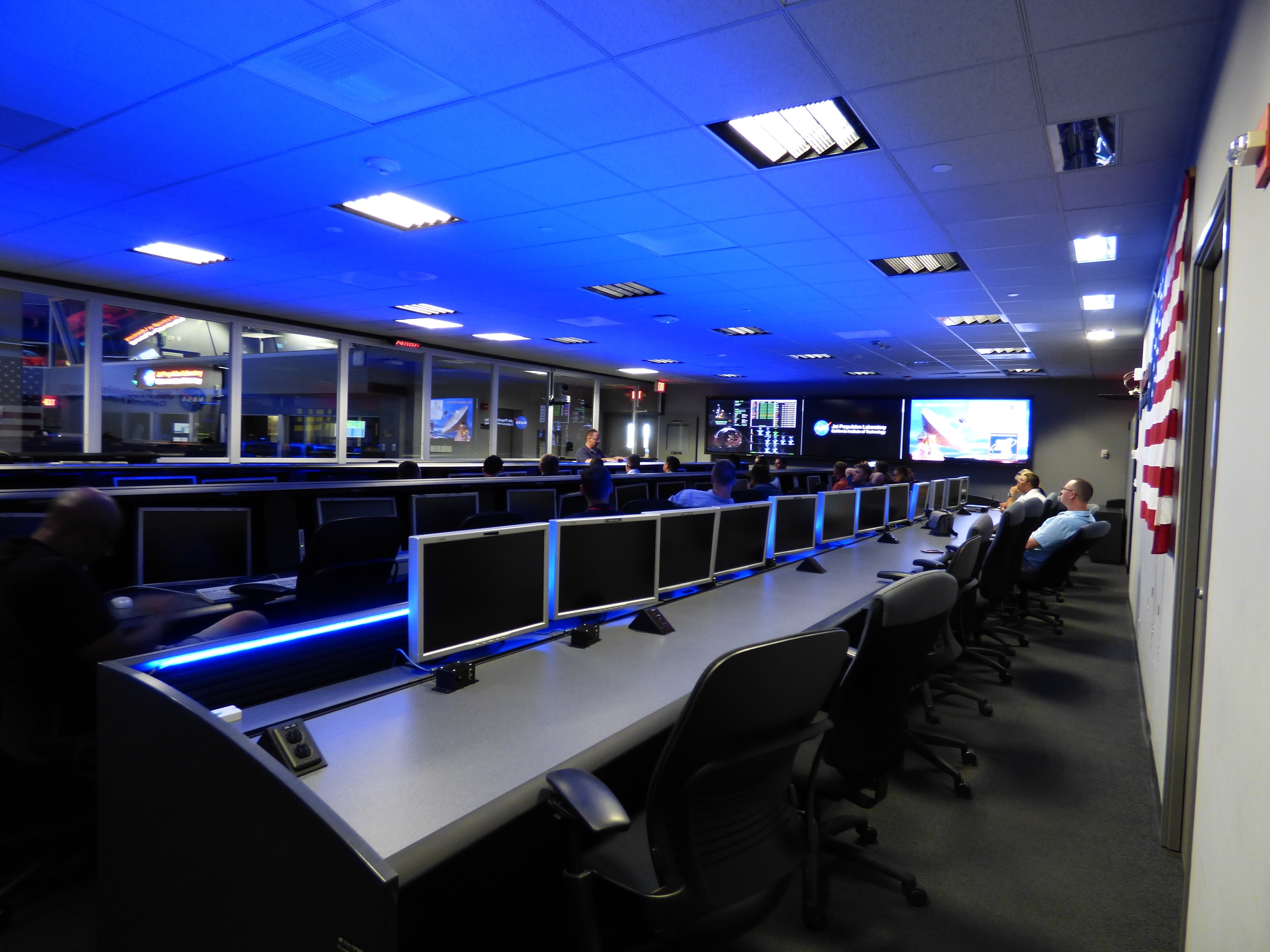 light, architecture, in a row, spaceship, science, exploration, pasadena, travel, people, control center, illuminated, transportation, real people, 4K, HD Wallpaper
