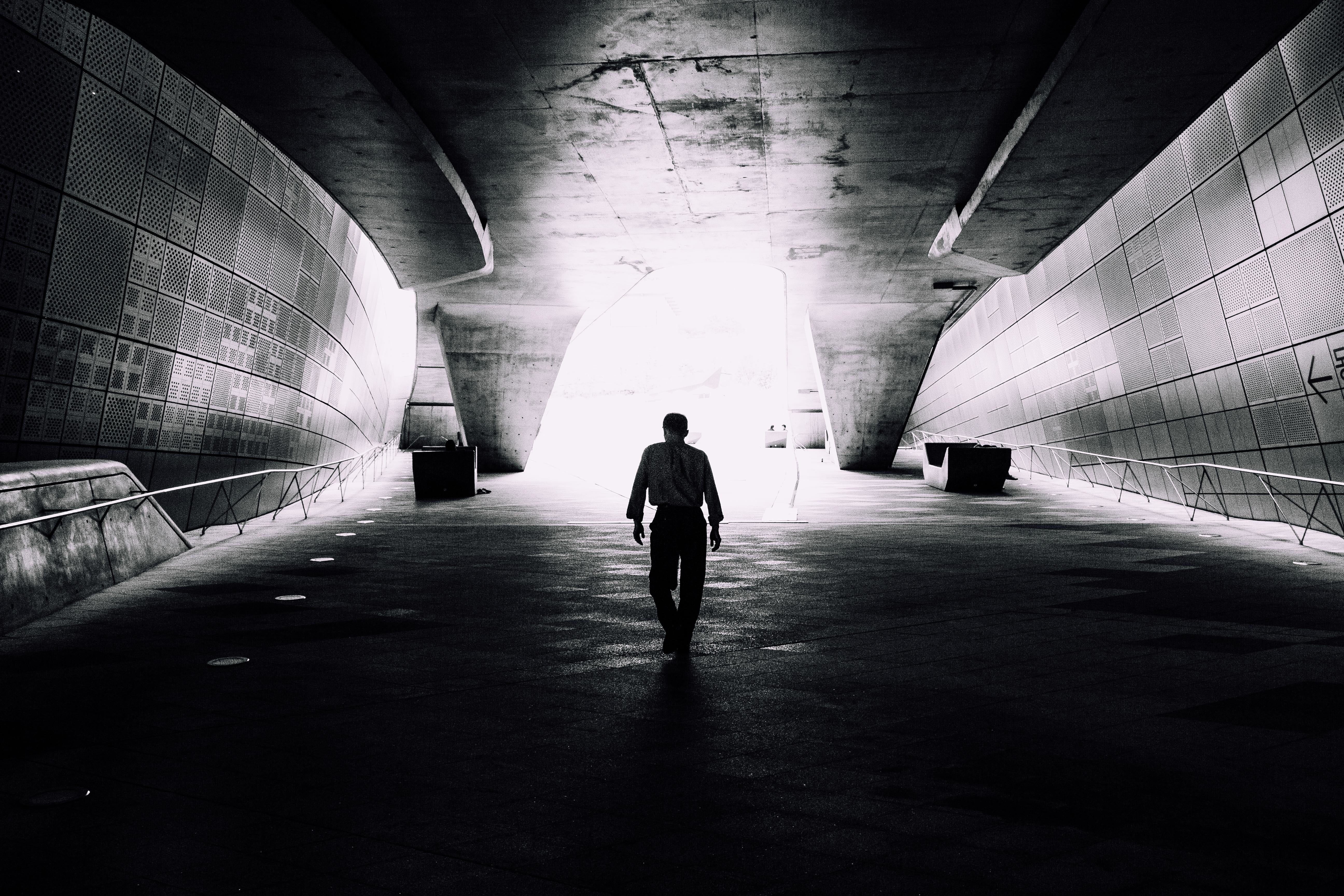silhouette, the way forward, full length, one person, structure, adult, indoors, subway, built structure, architecture, untitled, black and white, rear view, HD Wallpaper