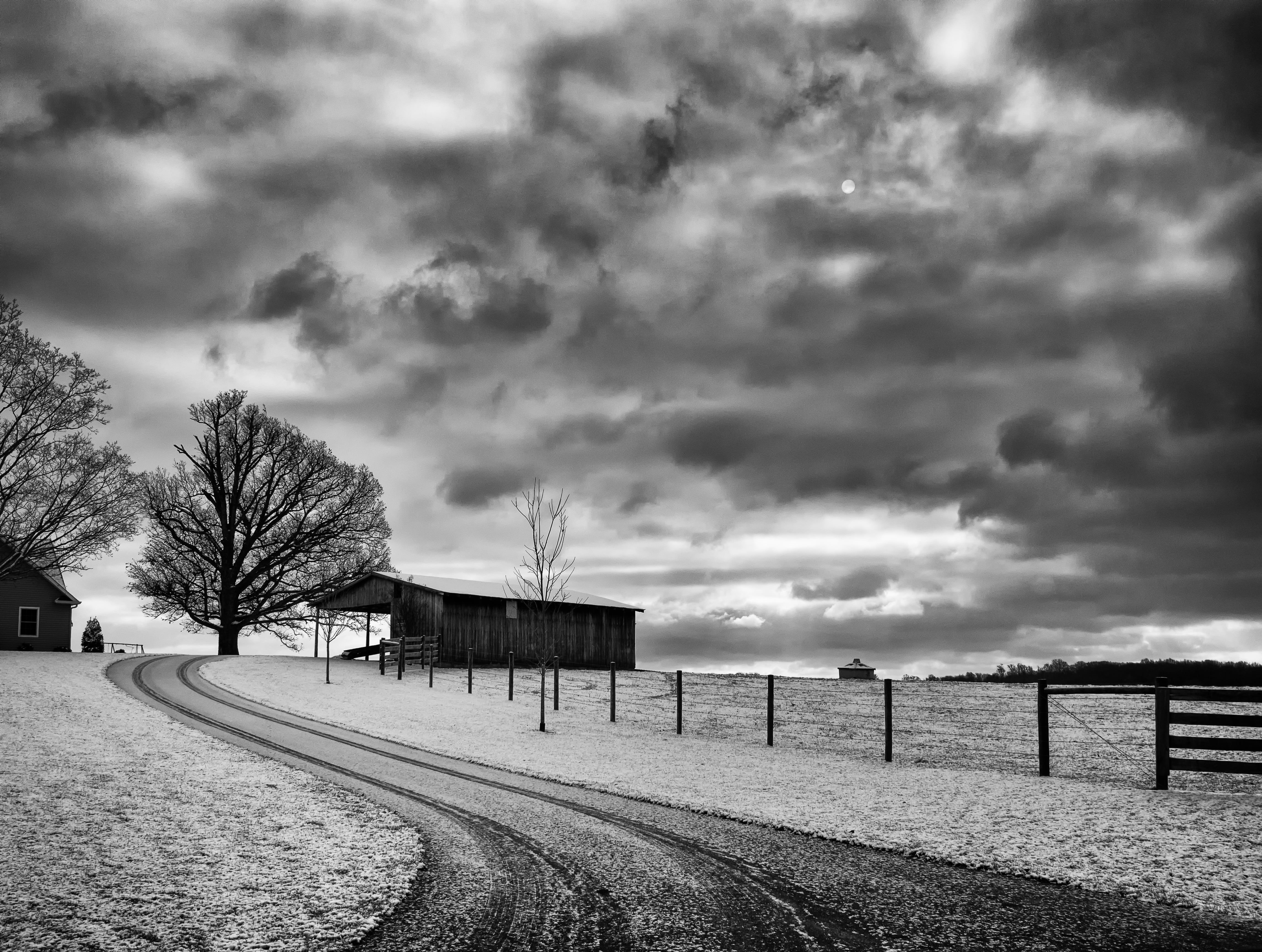 isolated, rural Scene, towards, Snow, no People, black And White, approaching, cloud - Sky, Sweet, house, United States, outdoors, photo, storm, Home, sky, HD Wallpaper