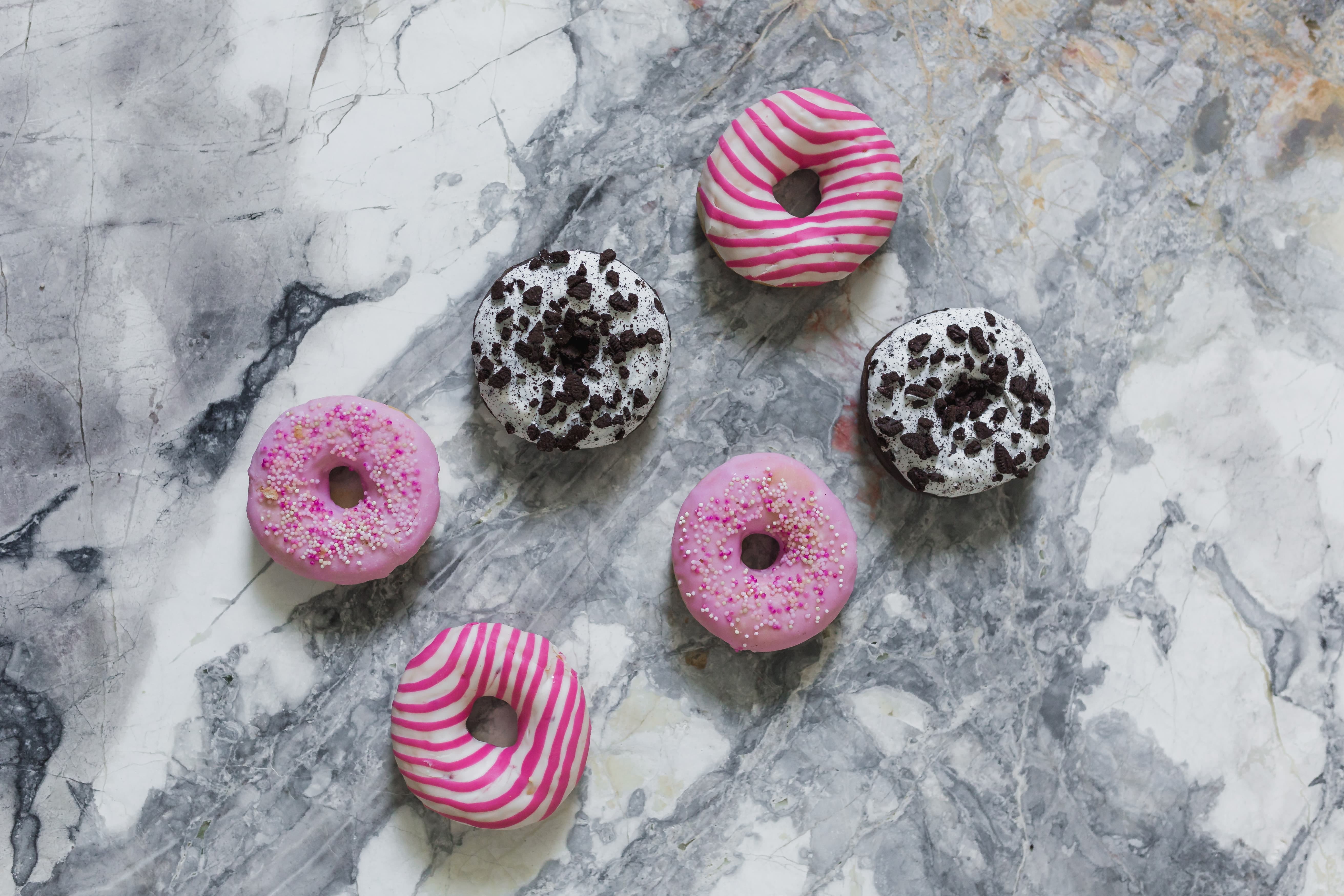 indulgence, sweet food, winter, dessert, freshness, high angle view, food, pink color, junk food, sweet, indoors, donuts, treat, directly above, baked, HD Wallpaper