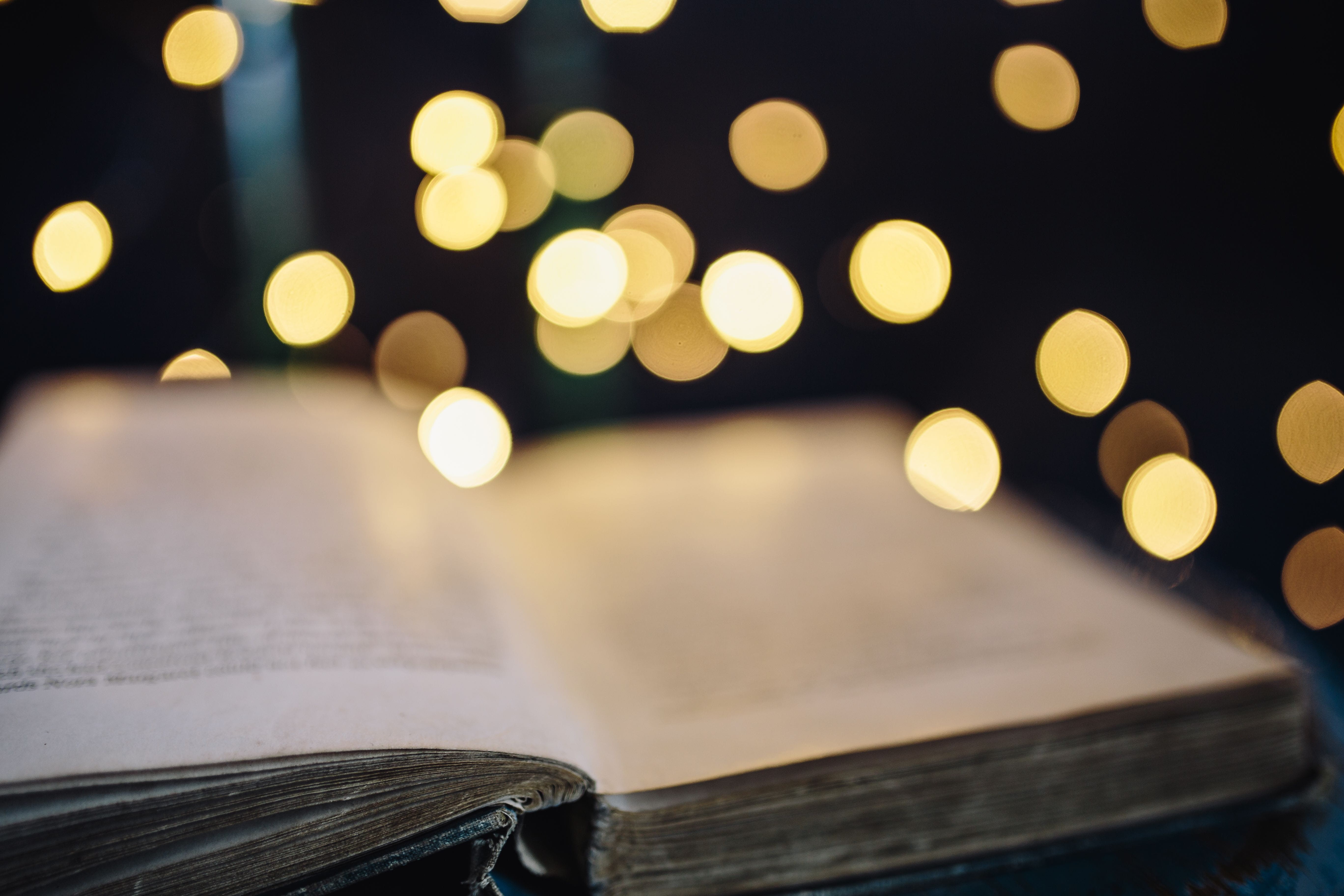 decoration, defocused, lens flare, publication, indoors, Fairy Lights, manufacturing equipment, lights, still life, illuminated, education, wood - material, HD Wallpaper