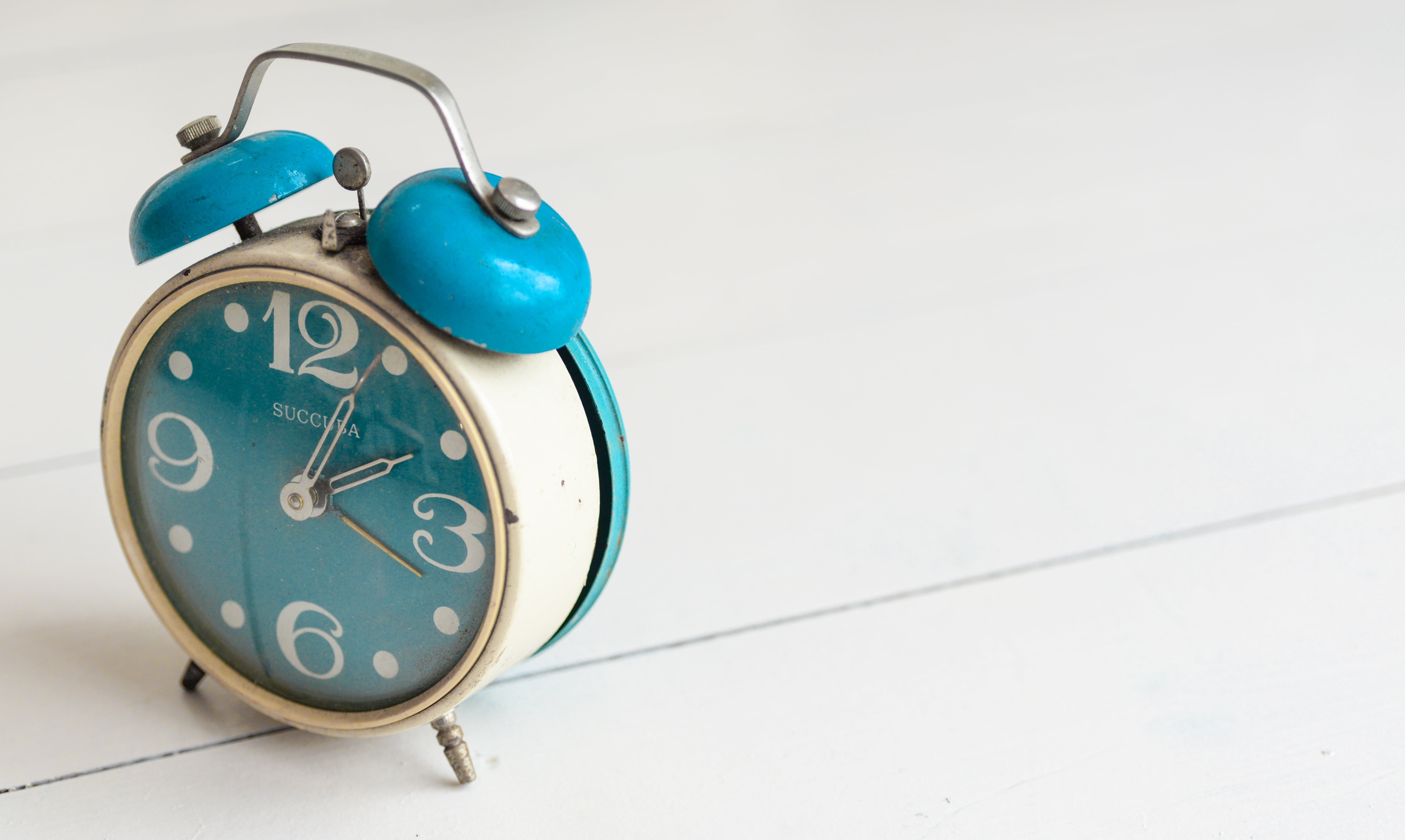 white background, bell, deadline, dial, old, retro, minute, second, round, copy space, close-up, teal, classic, vintage, still life, number, time, cut out, HD Wallpaper