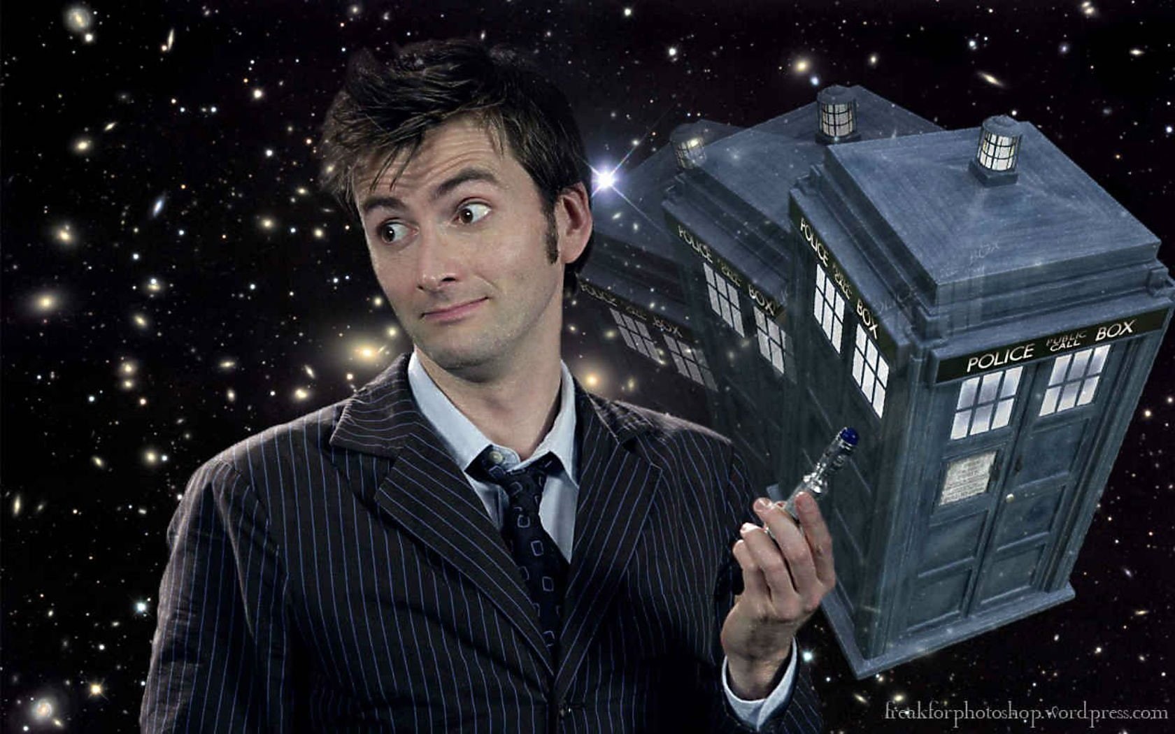 drama, doctor, holding, front view, sci, Comedy, Bbc, 720P, tardis, mid adult, young adult, standing, who, portrait, males, men, 1dwho, fi, looking at camera, HD Wallpaper