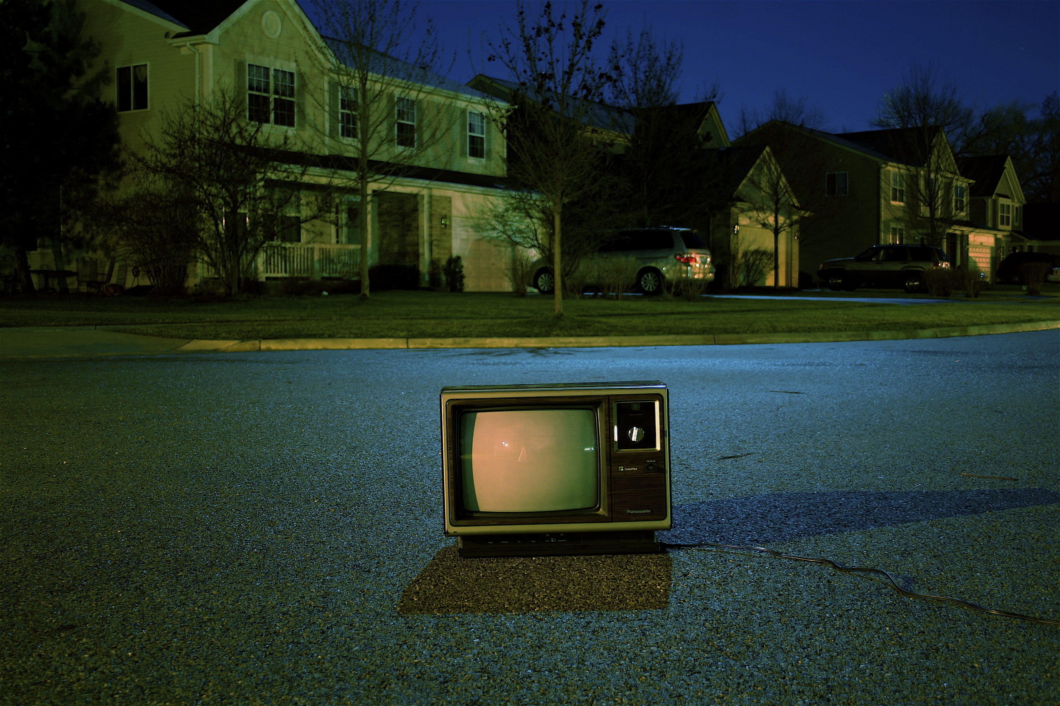 suburb, neighboorhood, cement, house, tv, building exterior, sidewalk, night, television set, no people, electrical cord, plant, vintage, residential district, HD Wallpaper