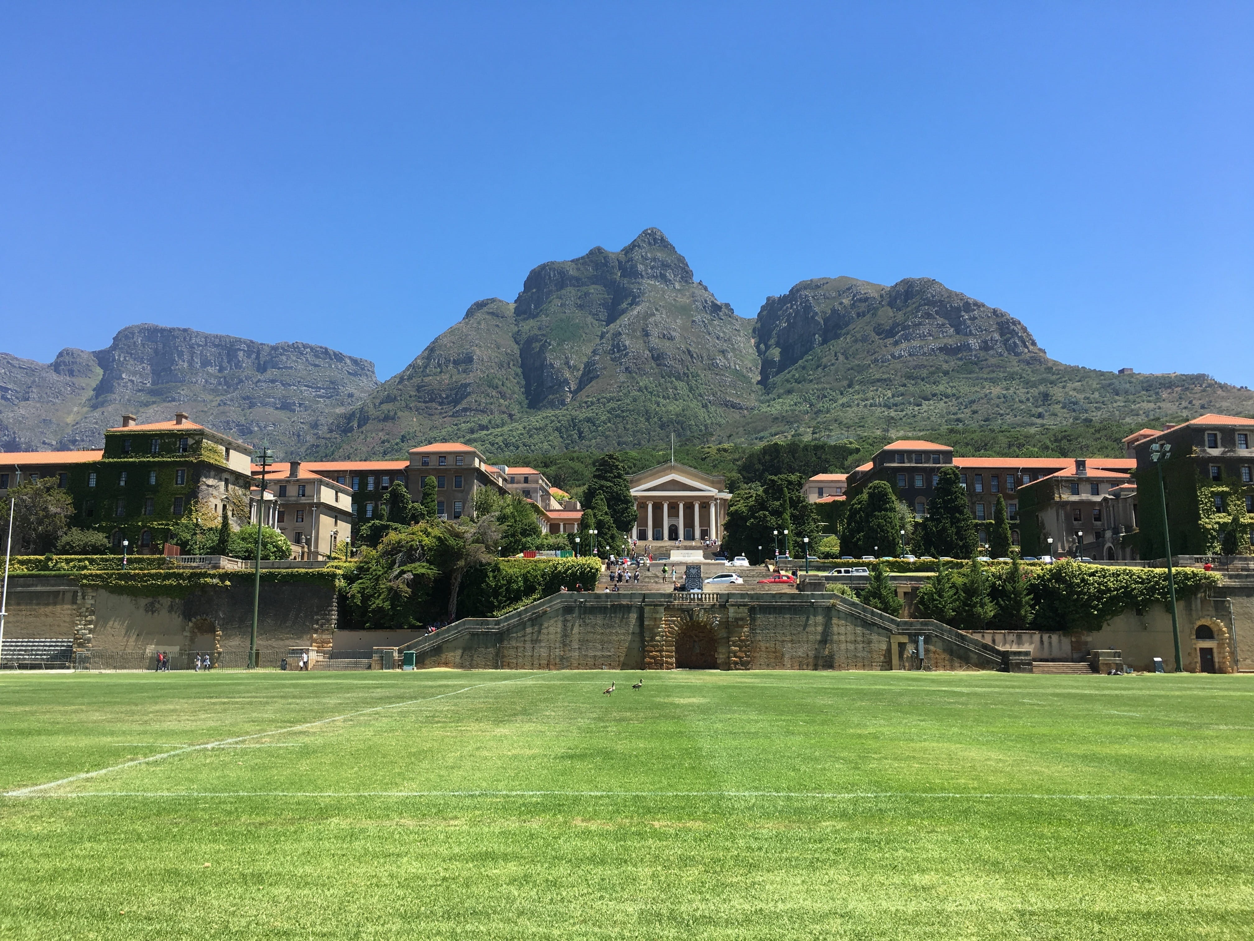 cape, building exterior, south africa, nature, mountain, 4K, cape town, beauty in nature, mountain peak, no people, architecture, town, building, outdoors, HD Wallpaper