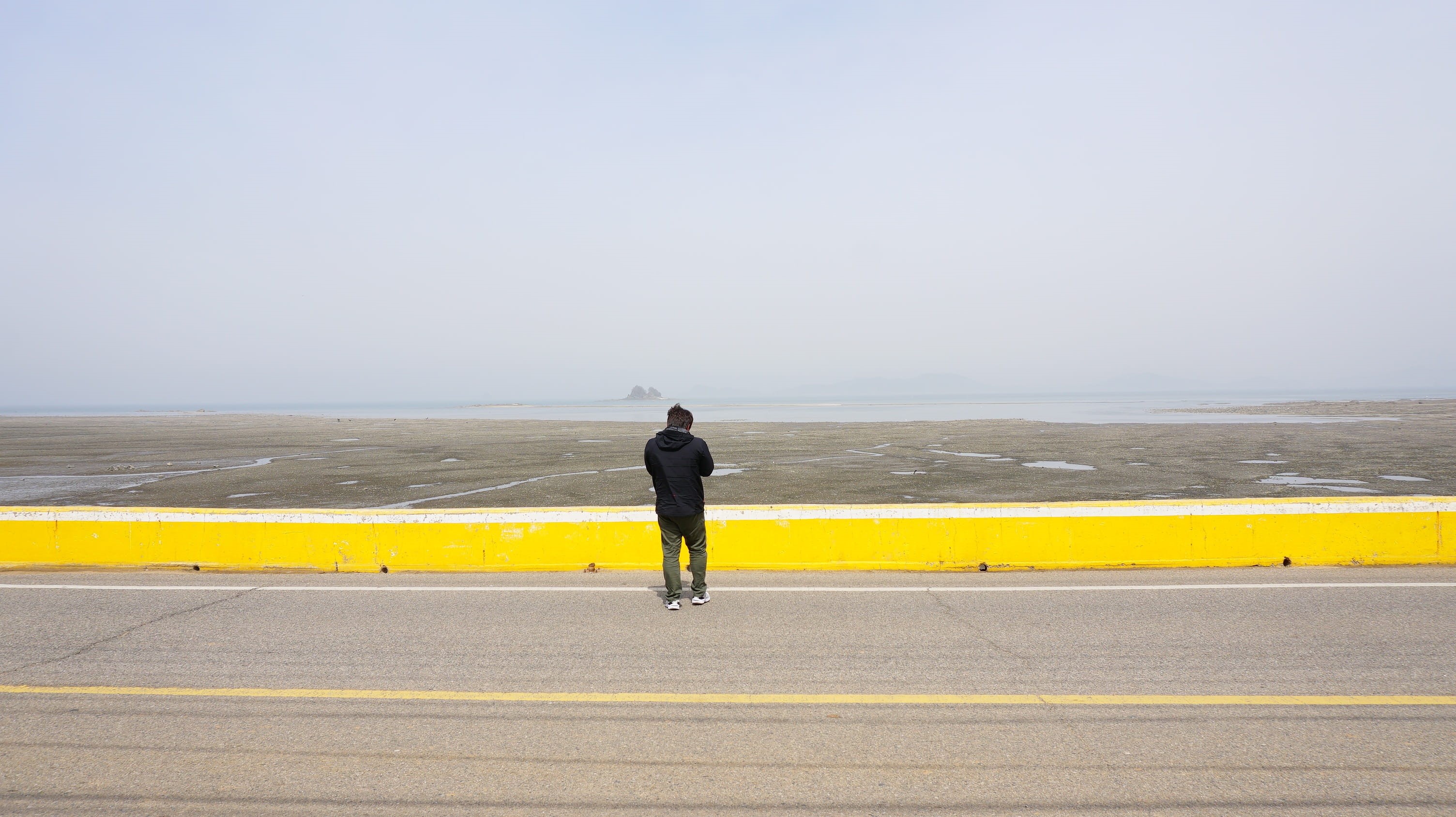 2K, road, transportation, scenics, Ganghwado, Beach, outdoors, symbol, beauty in nature, horizon, men, water, full length, sky, rear view, copy space, HD Wallpaper