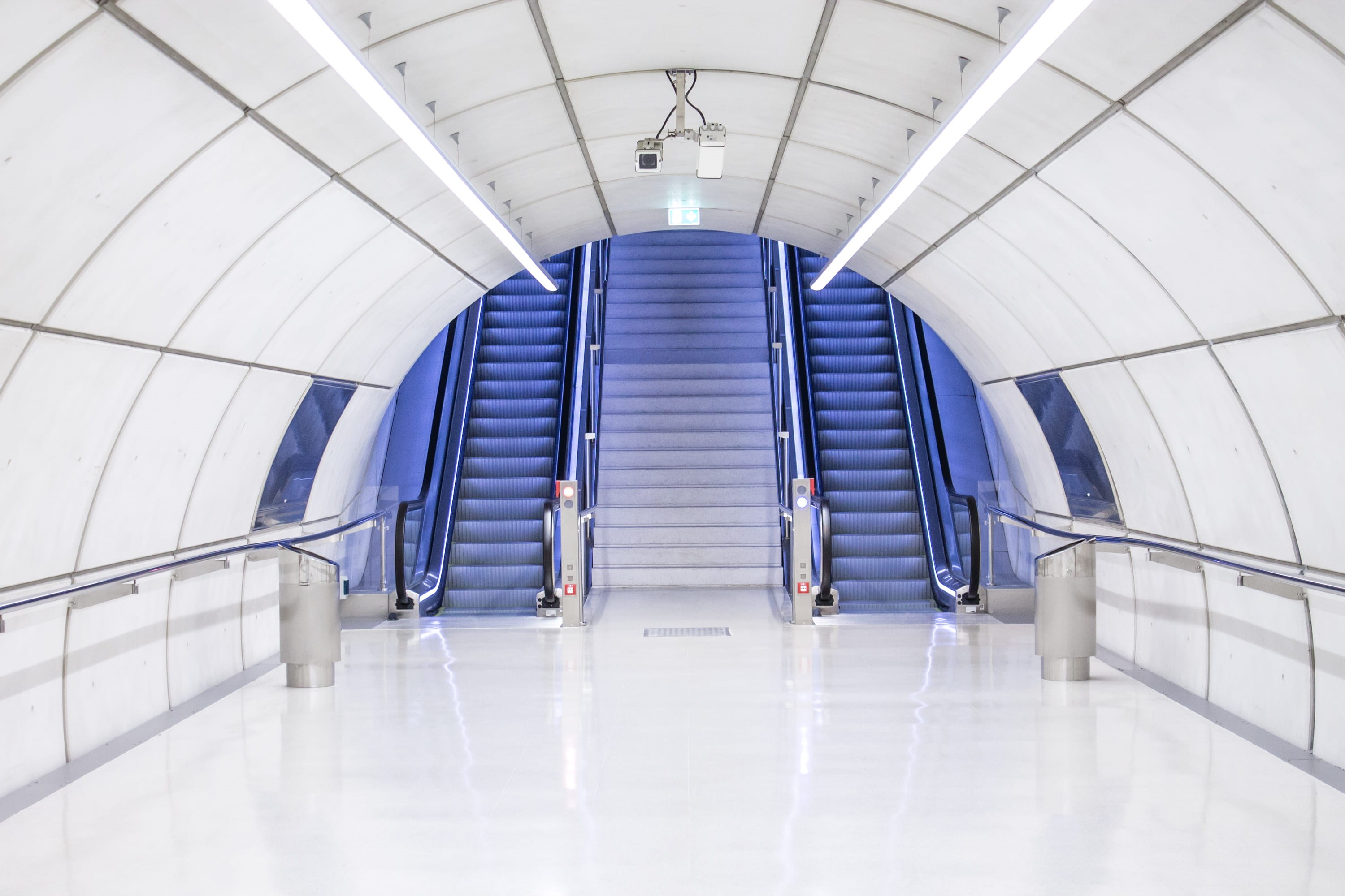 railing, diminishing perspective, no people, bright, absence, light, moving walkway, two, illuminated, hallway, modern building, flooring, arcade, design, HD Wallpaper