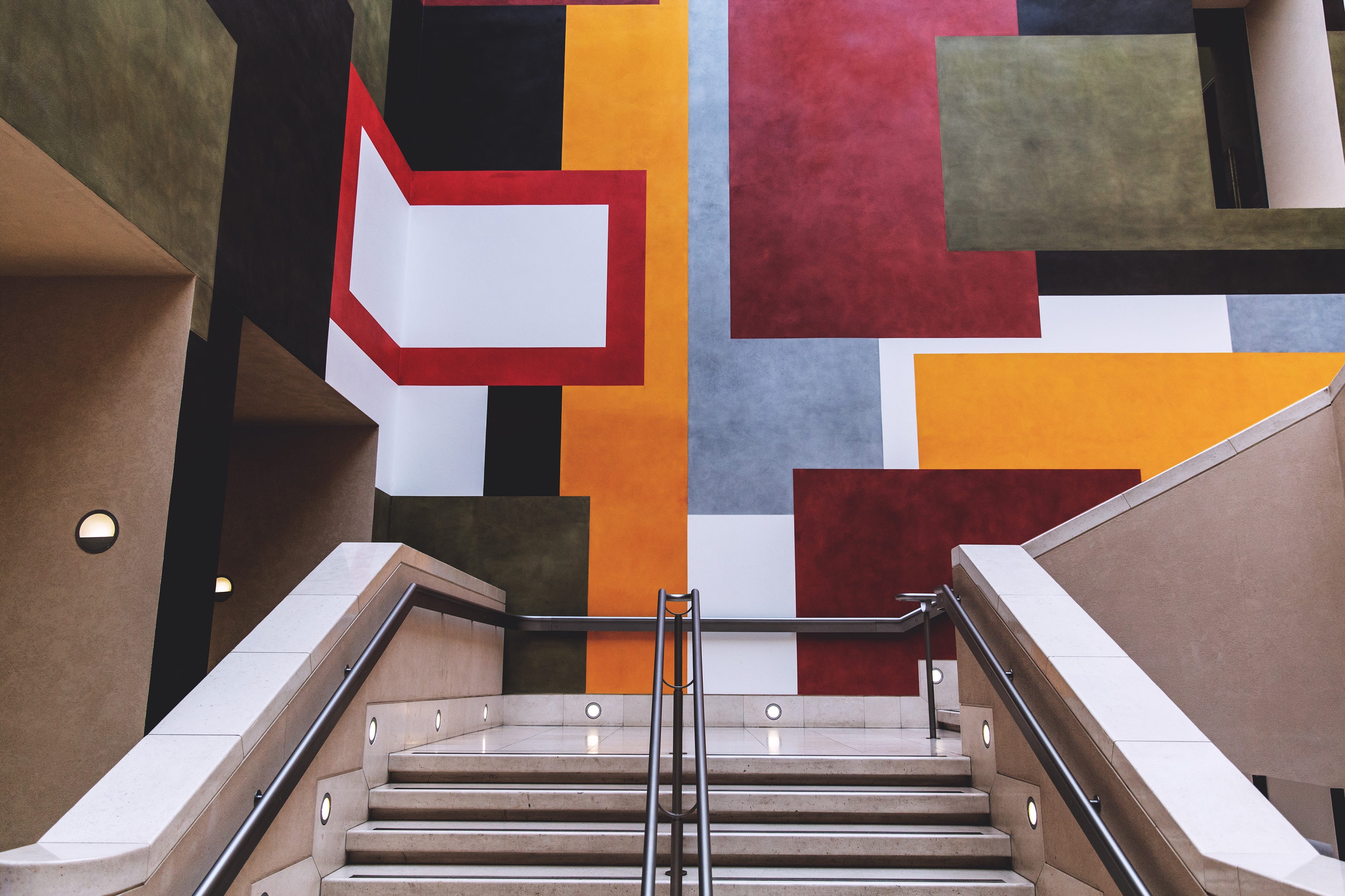 interior, 4K, absence, red, wall - building feature, no people, steps and staircases, metal, Staircase, railing, up, wall, modern, empty, orange color, HD Wallpaper