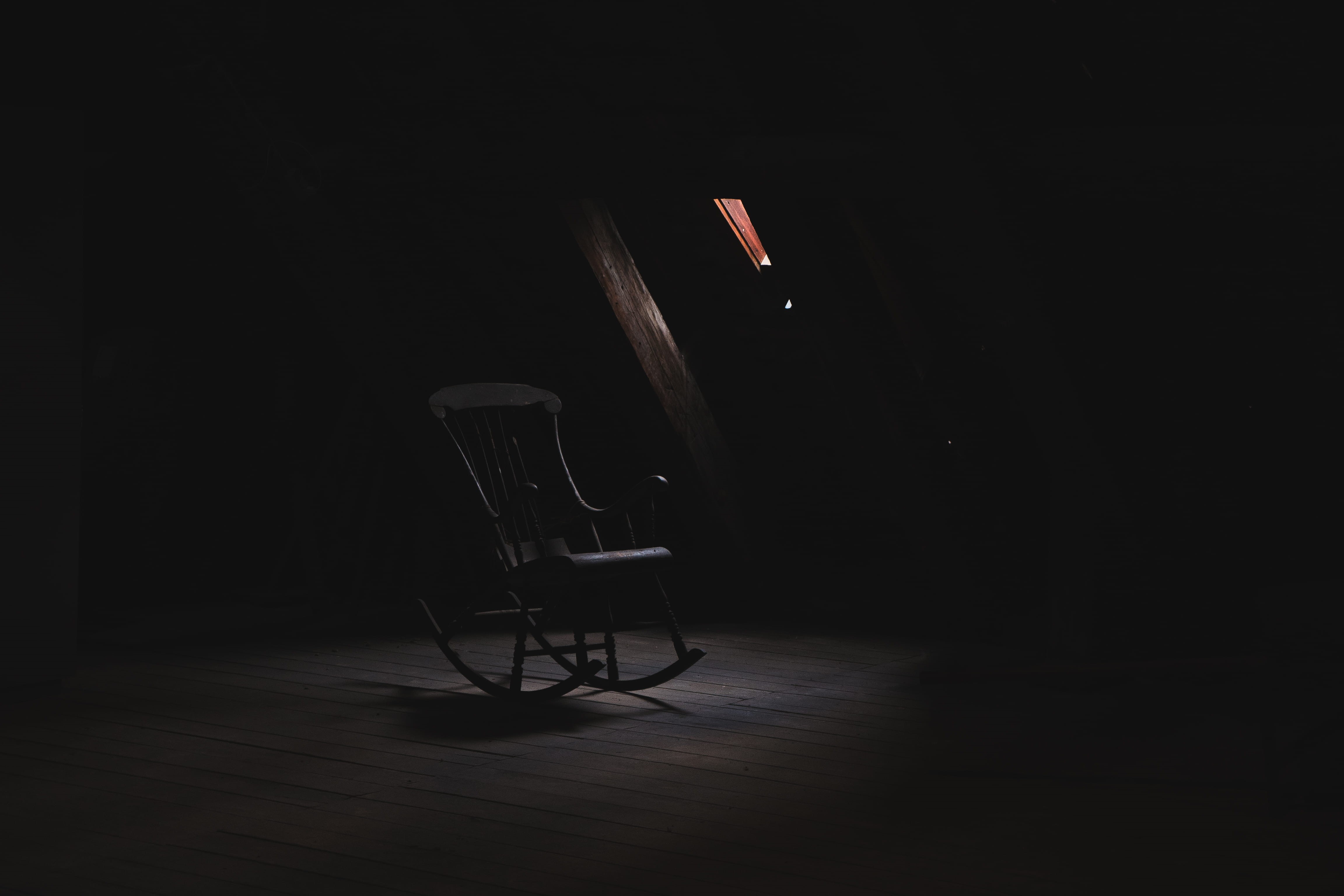 brown, no People, wood - material, music, domestic room, black, indoors, illuminated, still life, seat, studio shot, stage - performance space, 4K, recording studio, HD Wallpaper