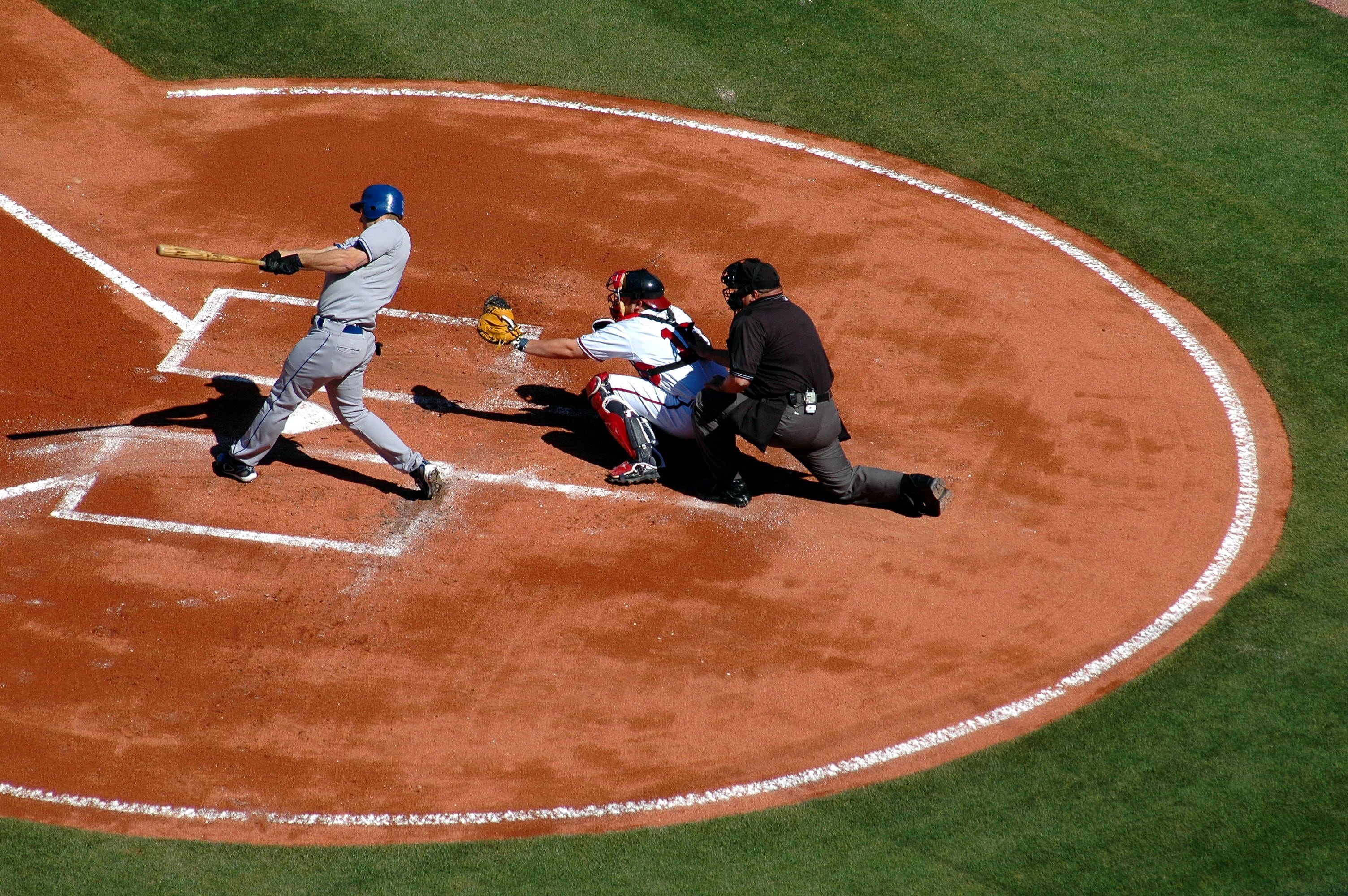 summer, equipment, positive emotion, play, sports race, plate, clothing, athletics, men, recreation, lifestyles, grass, dirt, group of people, major league, HD Wallpaper