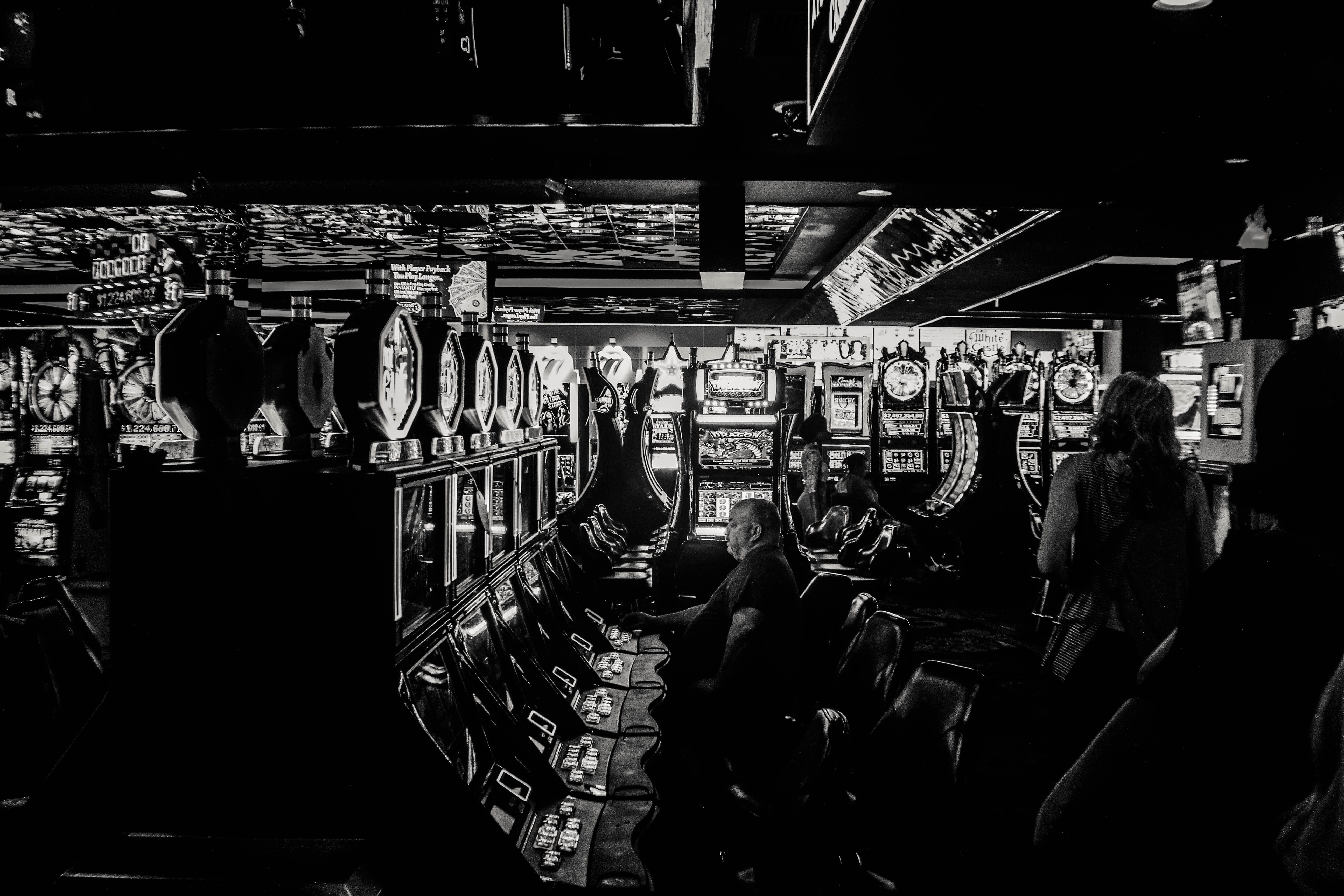 gambling, arrangement, playing, lifestyles, vending, man, gamer, crowd, 5K, group of people, machine, light, collection, variation, food and drink, market, HD Wallpaper