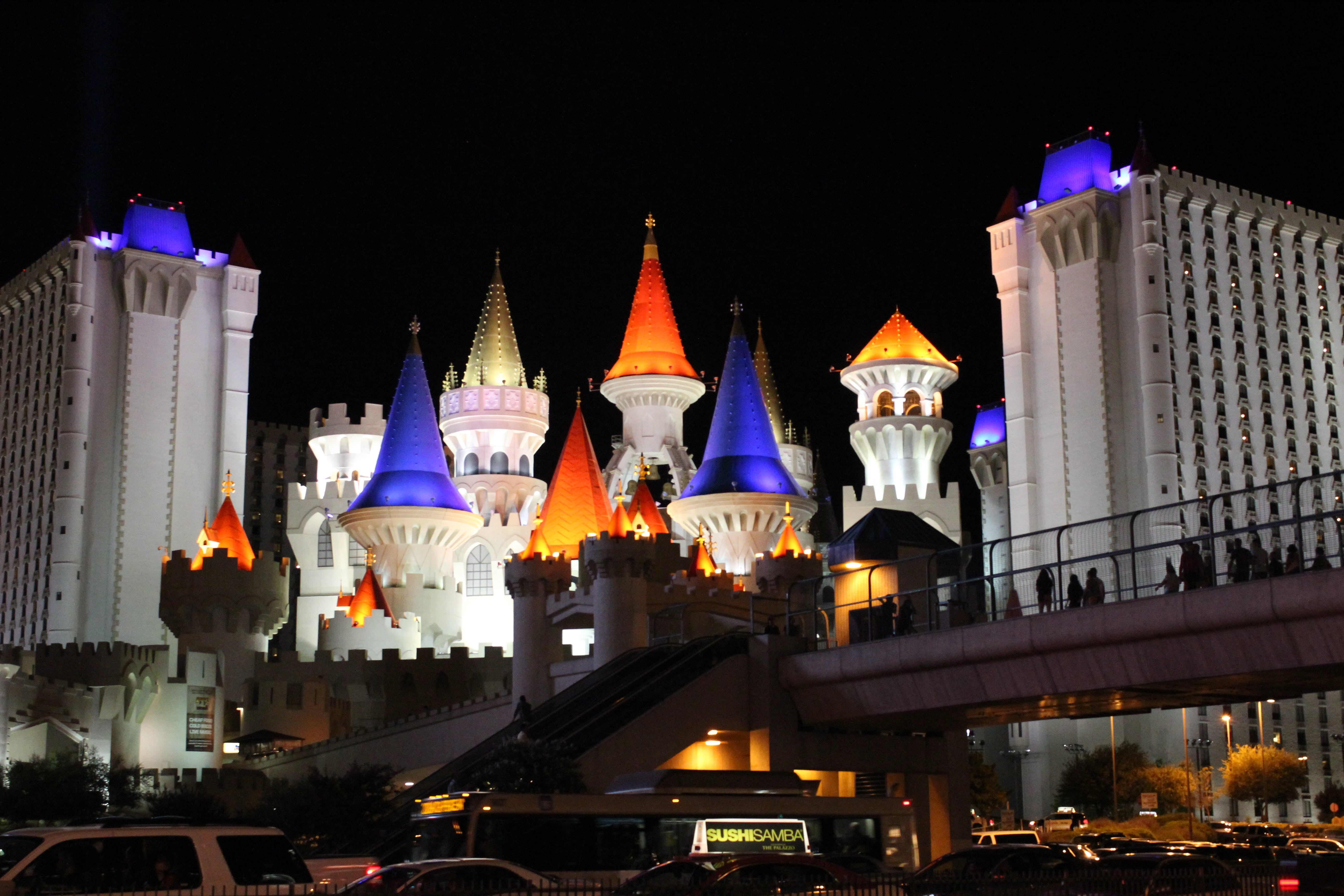 gaming, 5K, mode of transportation, nature, city, vegas, built structure, shows, castle, sightsee, nevada, casino, illuminated, money, travel destinations, HD Wallpaper