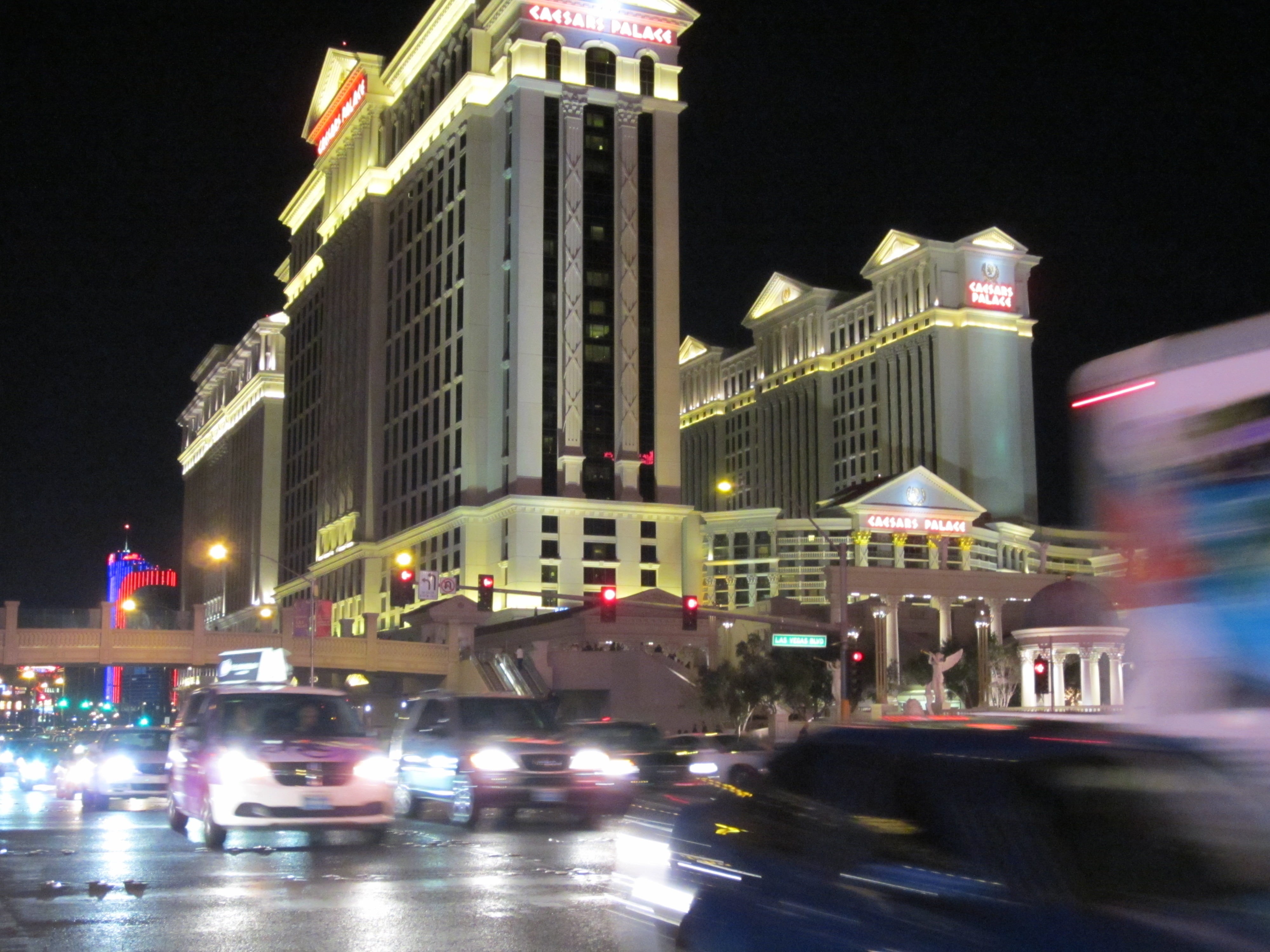 fabulous, slotmachine, welcome, leisure, luck, destination, play, cityscape, fun, night, shiny, skyscraper, machine, success, building, poker, city Life, HD Wallpaper