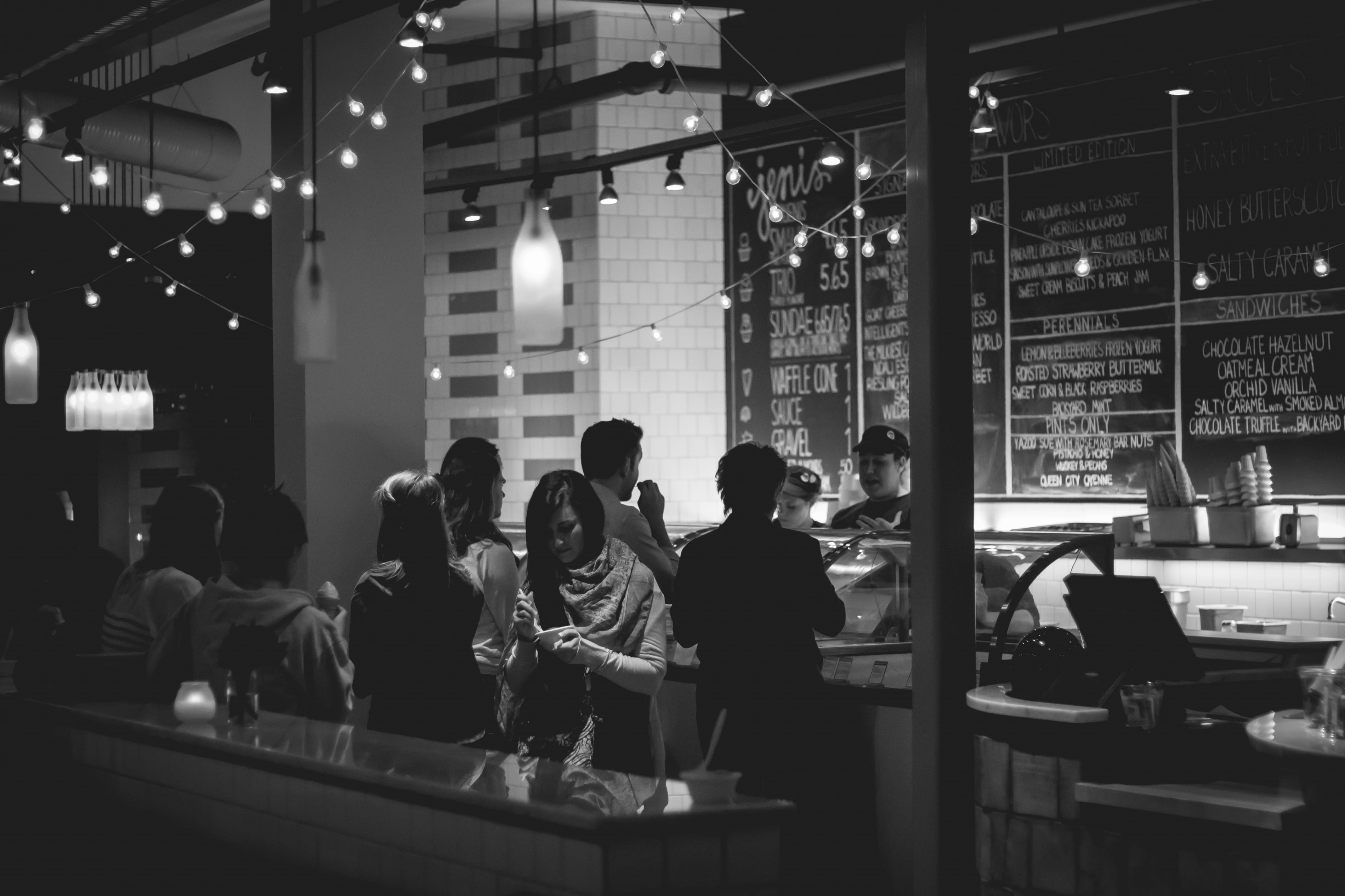 lifestyles, black and white, restaurant, line, group of people, photography, women, service, blackboard, real people, server, night, bartender, table, lighting equipment, HD Wallpaper