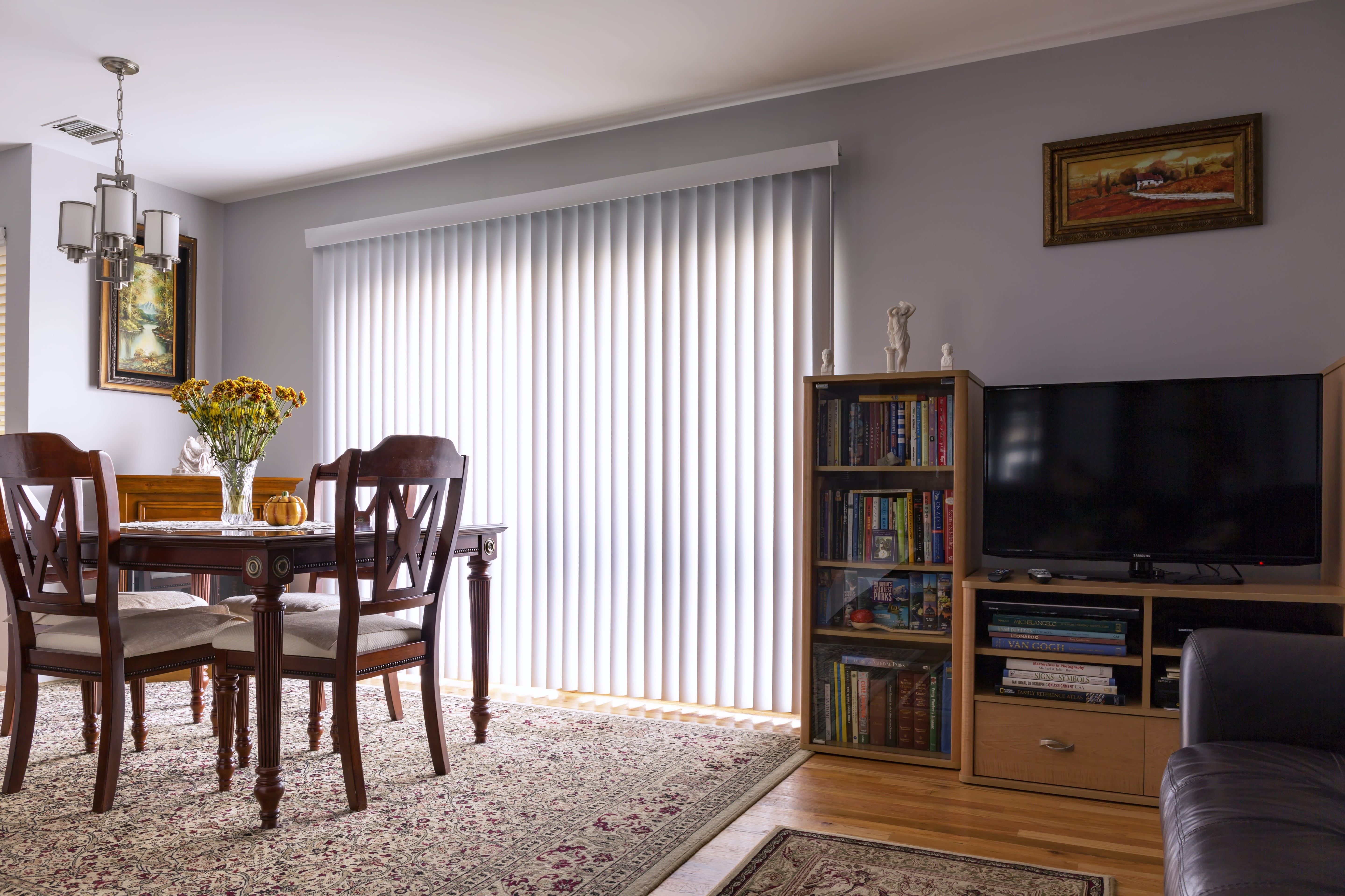 window treatment, traditional look, living, table, room, vertical blinds, tv, decor, armchair, home Interior, absence, indoors, brown, home showcase interior, HD Wallpaper