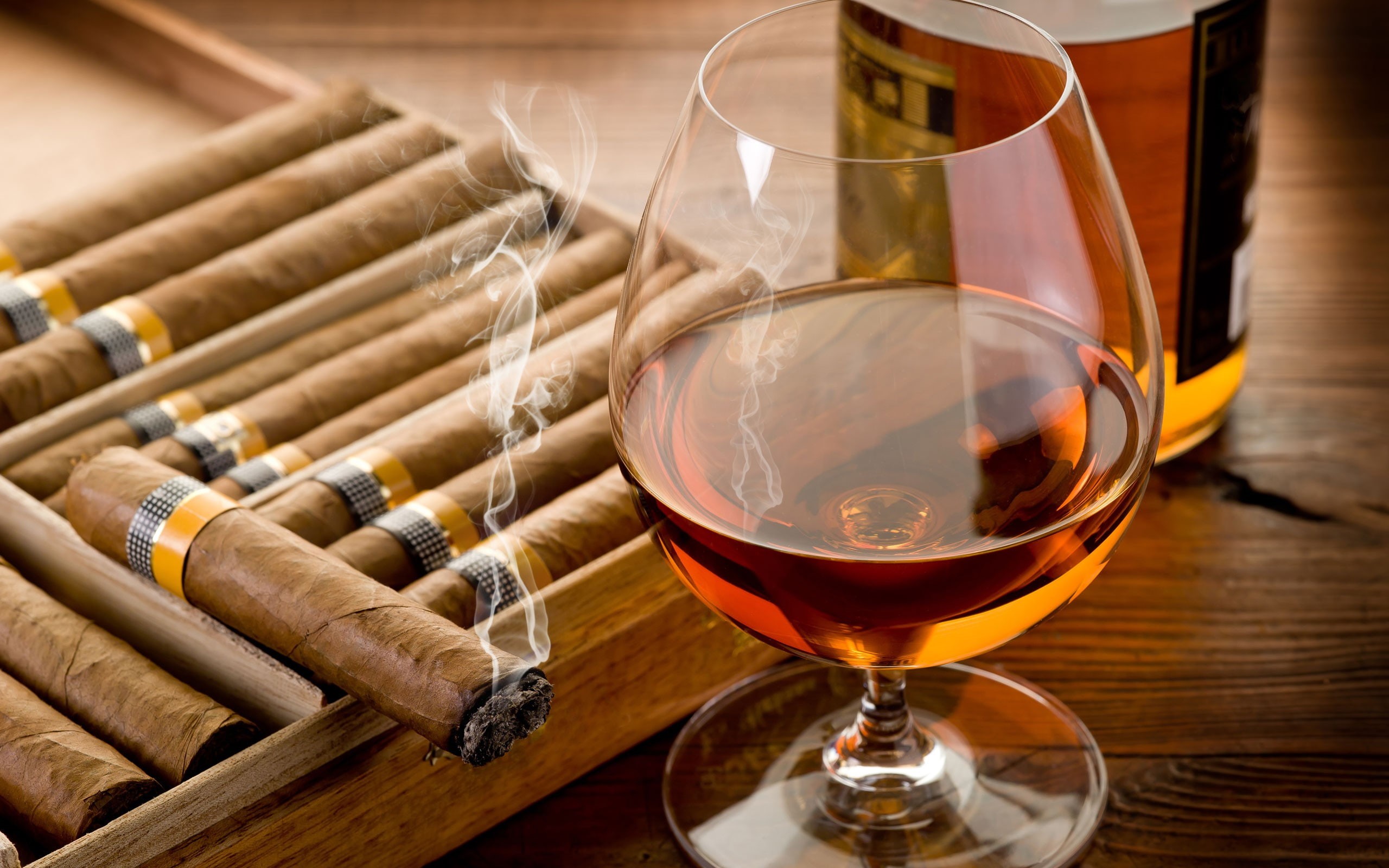 glass, clear, 2K, wine, cigars, 2560x1600, photography, alcohol, HD Wallpaper