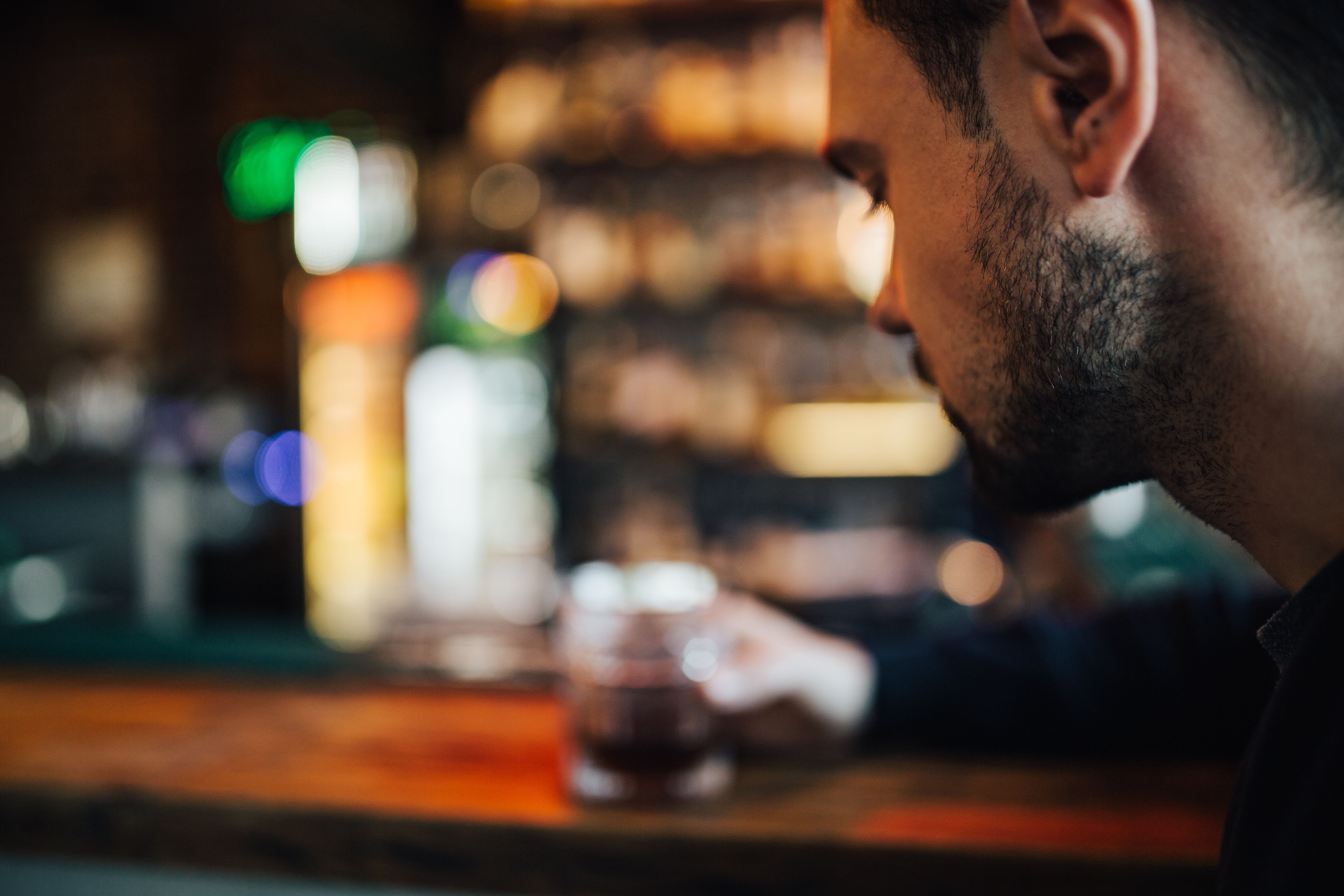 night, elegant, young, caucasian Ethnicity, drinking, happy hour, one Man Only, drink, bar - Drink Establishment, people, restaurant, Handsome, males, human face, HD Wallpaper
