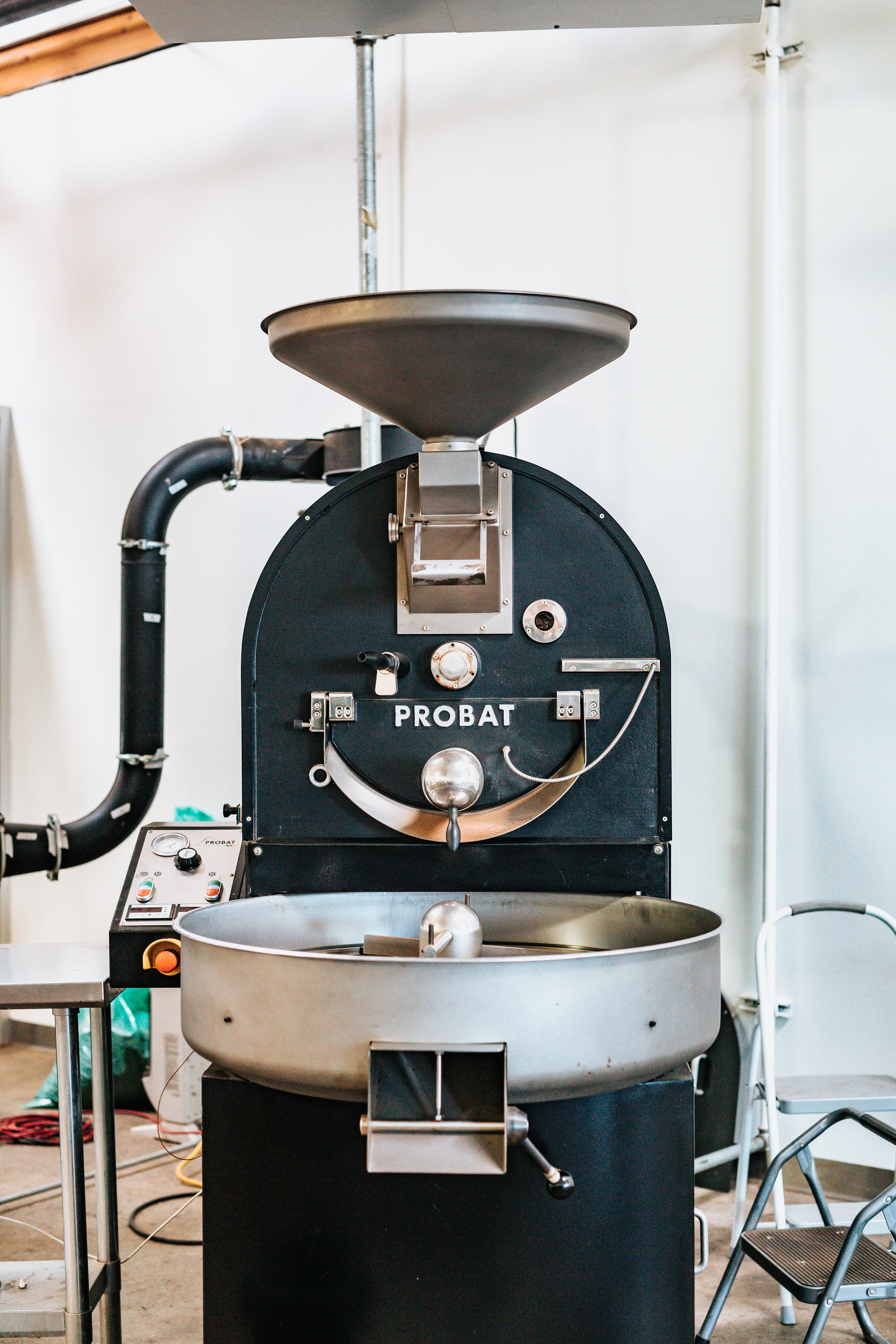 no people, near, table, equipment, metal, industrial, arts culture and entertainment, probat, connection, still life, roaster, machine part, gray, close-up, Phone HD Wallpaper