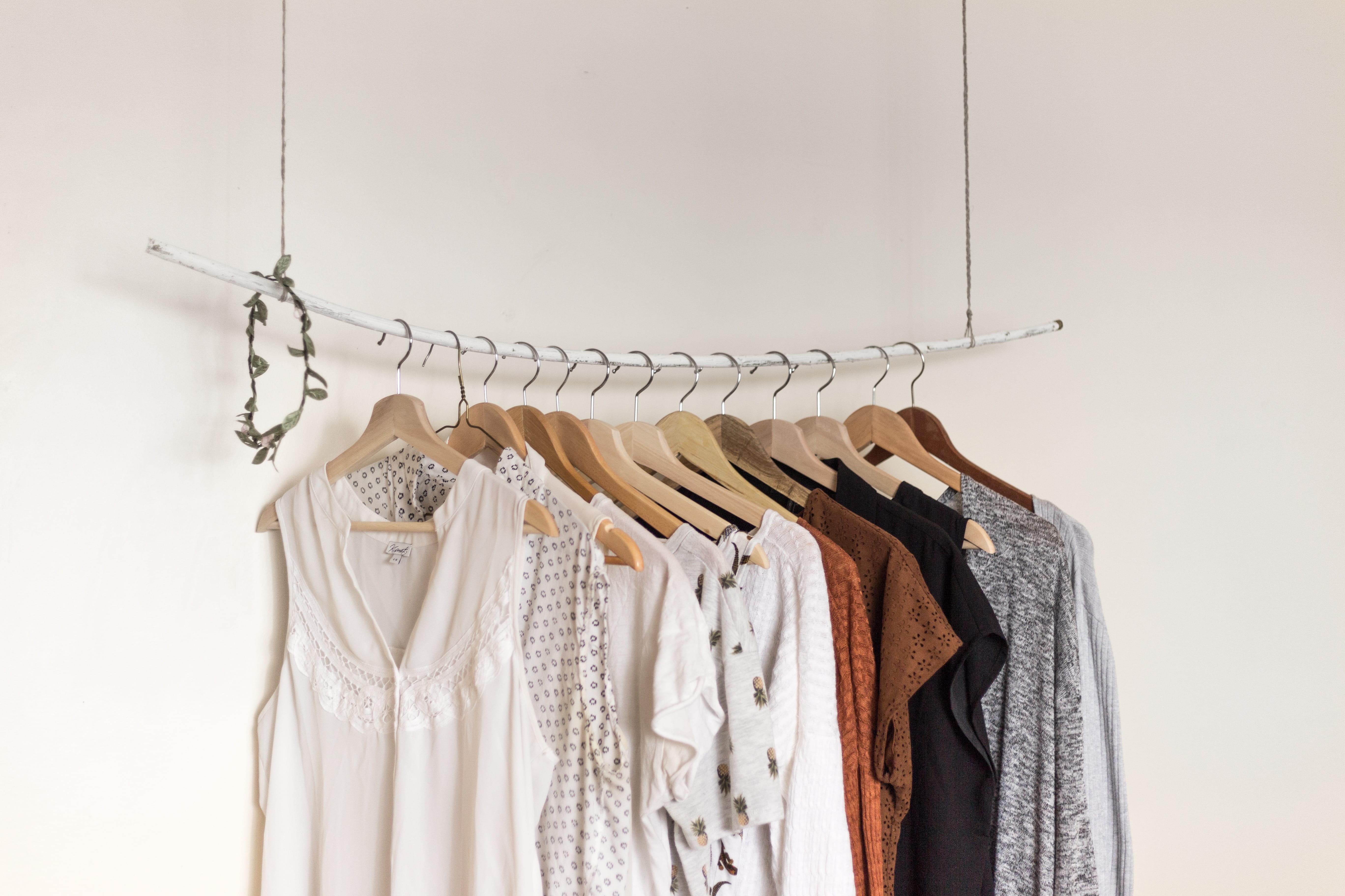 clothing, collection, no People, choice, fashion, 5K, variation, garment, hanger, indoors, clothes, group of objects, hangers, clothes rack, elegance, HD Wallpaper