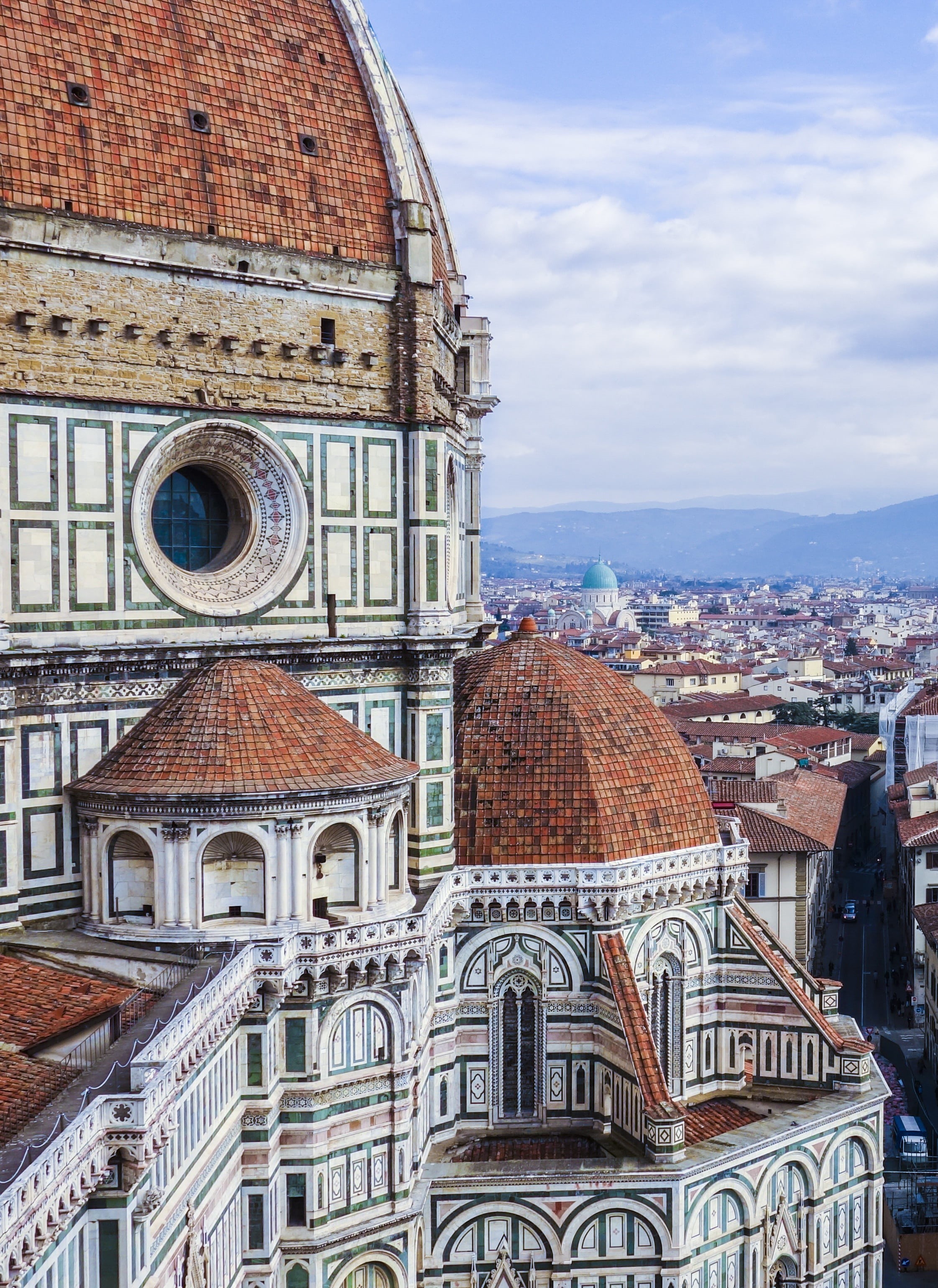 day, giotto Di Bondone, brown, spirituality, famous Place, building exterior, cityscape, place of worship, architecture, gothic, gothic architecture, dom, Phone HD Wallpaper