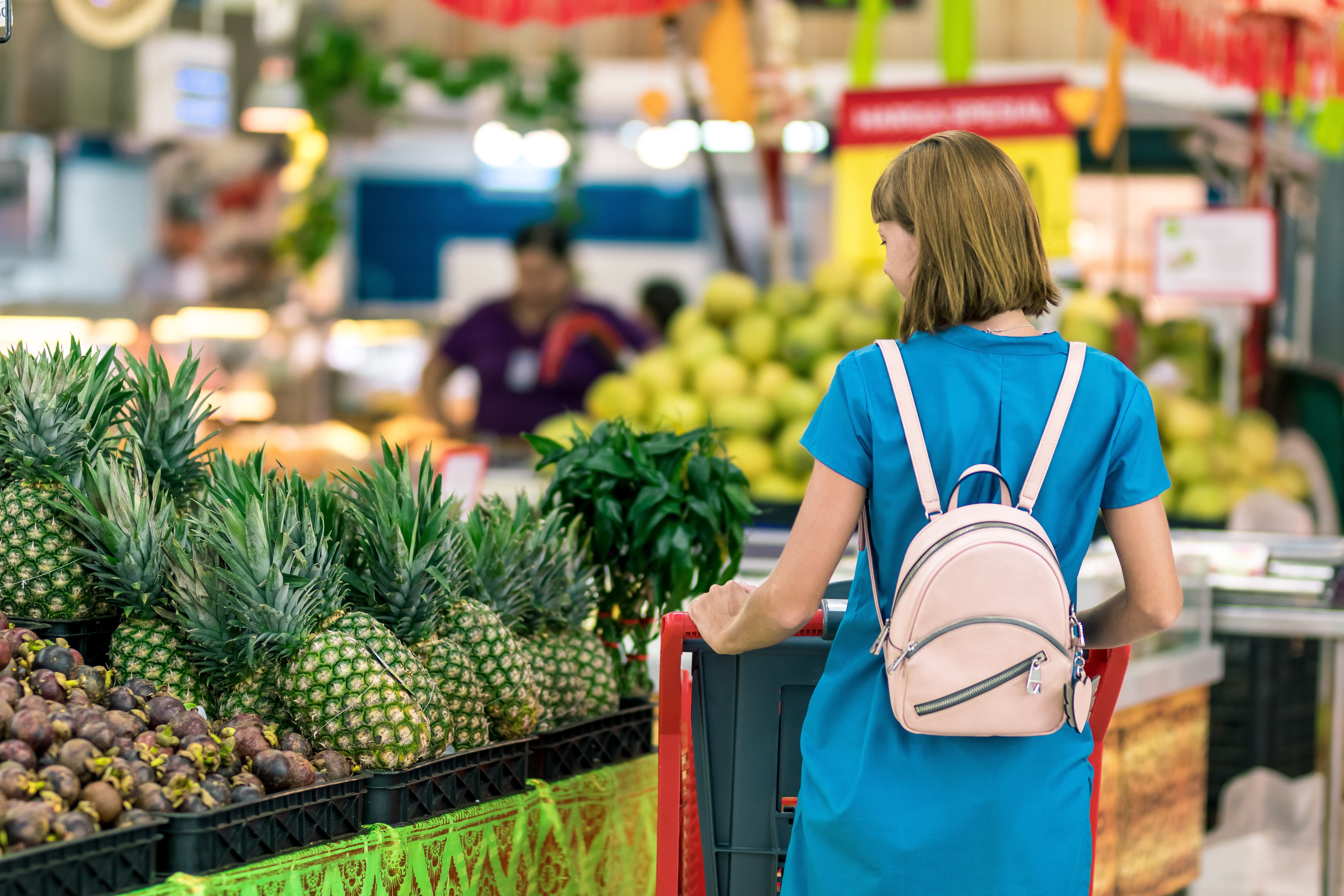 shelf, mangosteens, backpack, stall, freshness, food and drink, fruit, focus on foreground, customer, delicious, fruits, aisle, consumer, store, person, HD Wallpaper