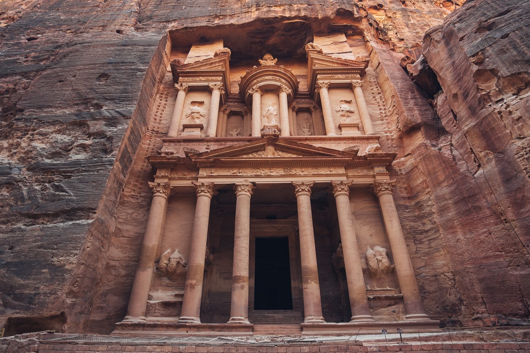 old, rocks, travel destinations, carving, history, building exterior, facade, craft, ancient, low angle view, Al Khazneh, Petra, ancient civilization, sculpture, HD Wallpaper