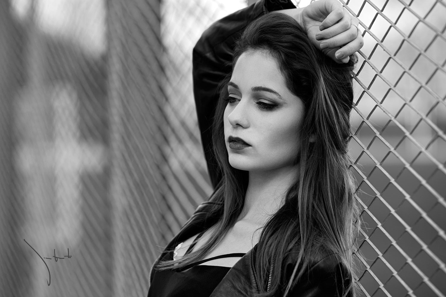 model, contemplation, face, young adult, young women, real people, adult, outdoors, long hair, women, leisure activity, portrait, 720P, jacket, depth of field, HD Wallpaper