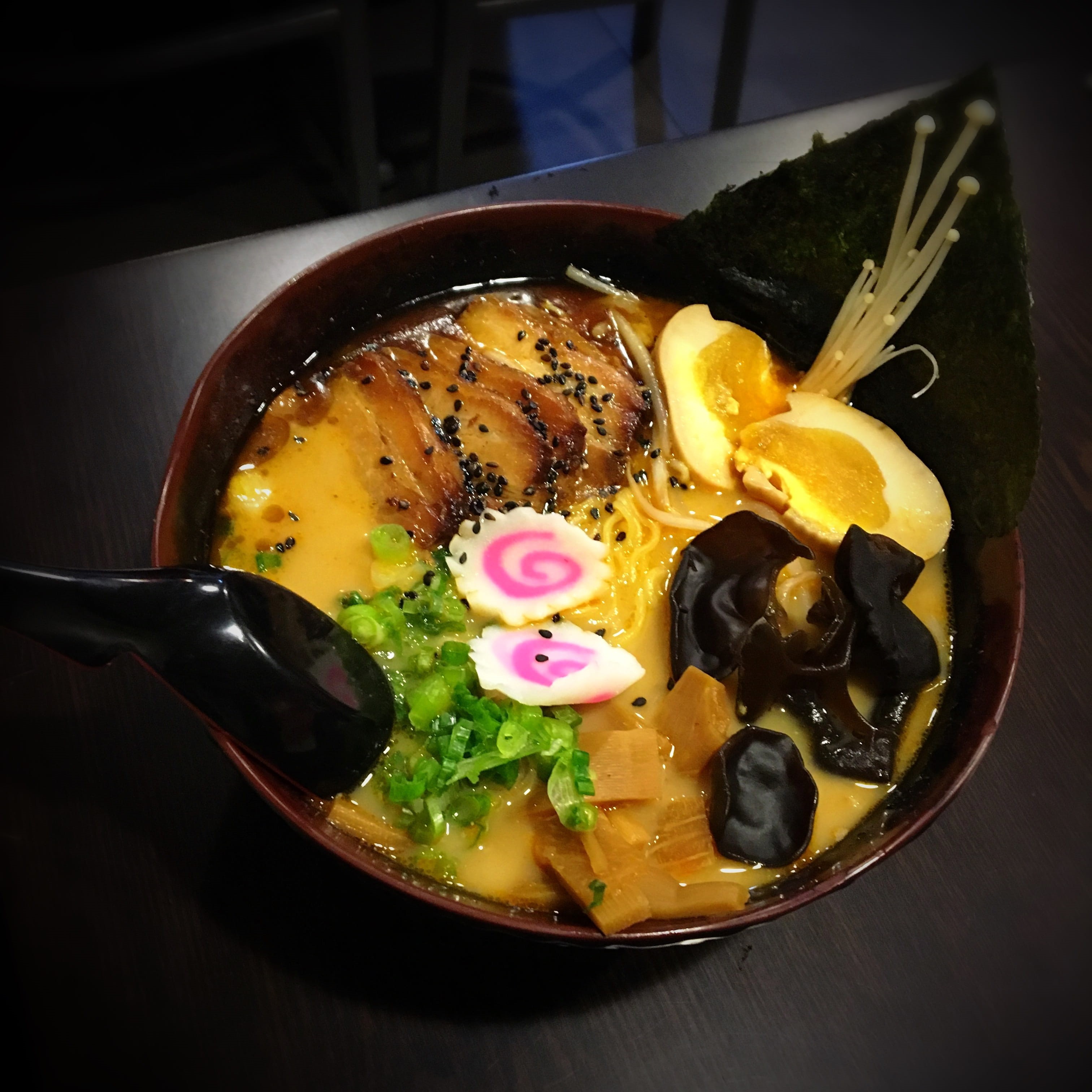 dish, healthy, wellbeing, freshness, noodles, table, temptation, dinner, spicy, Soup, 2K, tasty, indoors, eating utensil, Cuisine, ramen, Noodles, japanese food, Phone HD Wallpaper