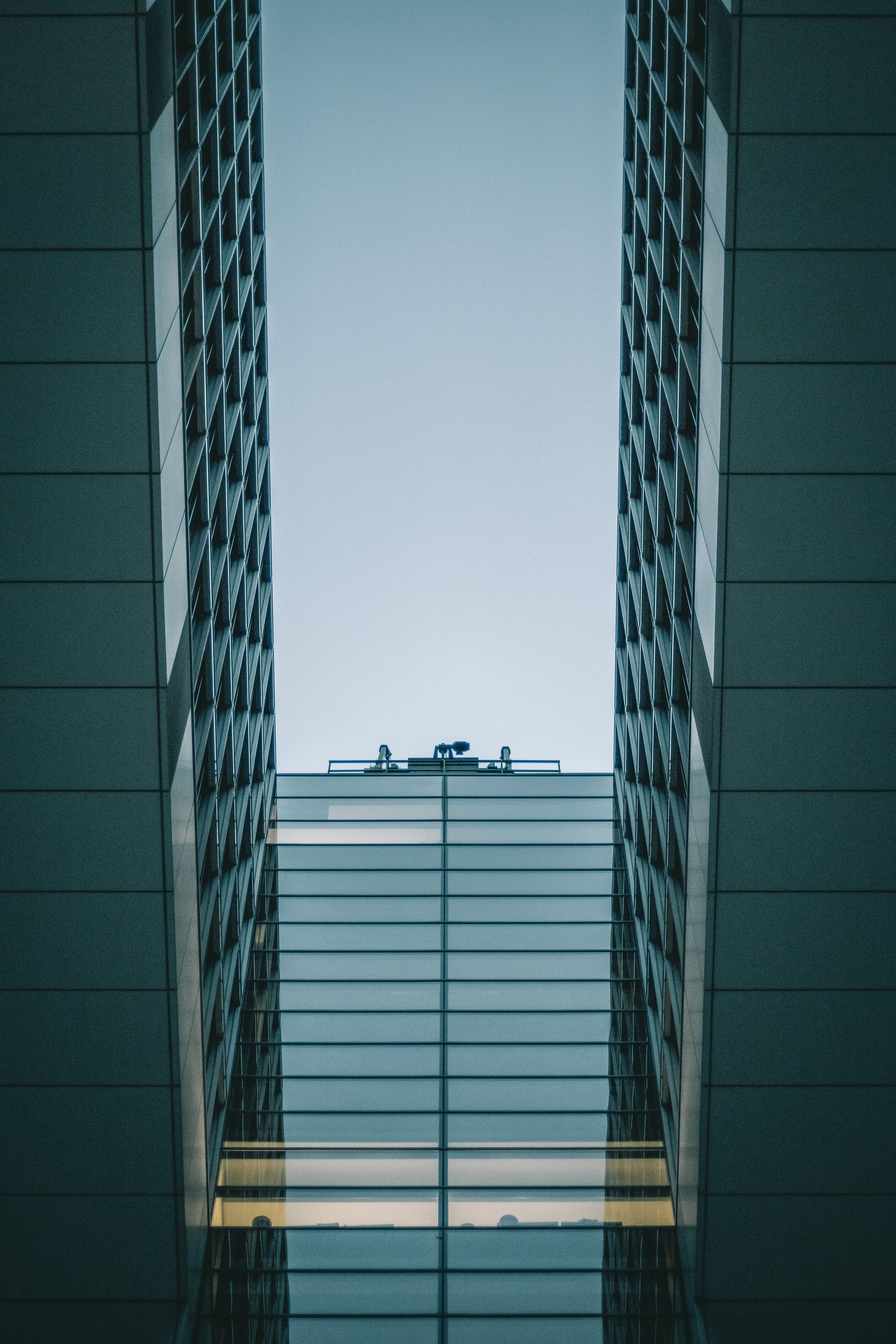 street, day, 5K, business, clear sky, office, building, photography, nature, modern, building exterior, architectural, daytime, glass - material, cologen, Phone HD Wallpaper