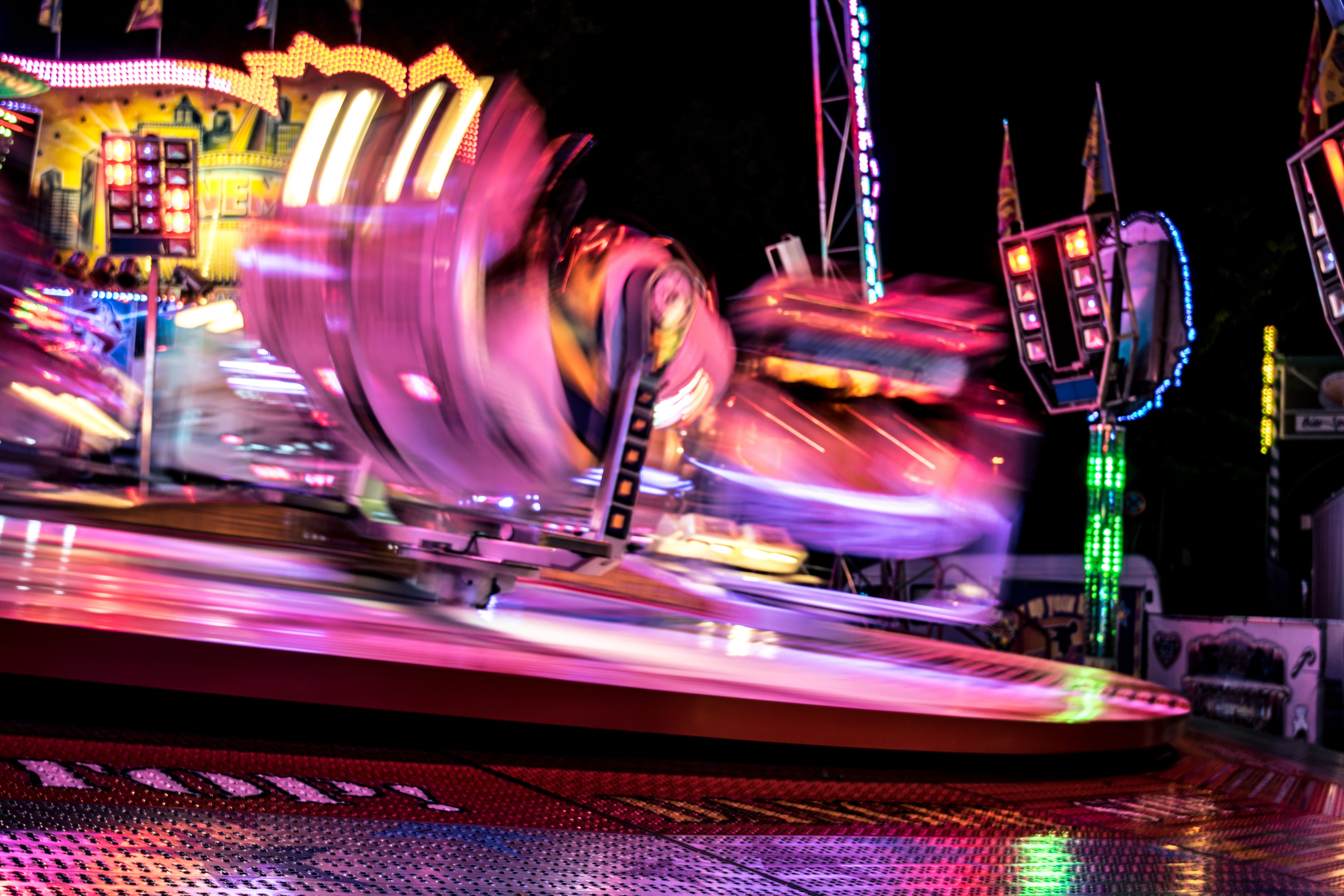 long exposure, crowd, blurred motion, building, illuminated, leisure games, carousel, amusement park ride, rollercoaster, leisure activity, amusement park, HD Wallpaper