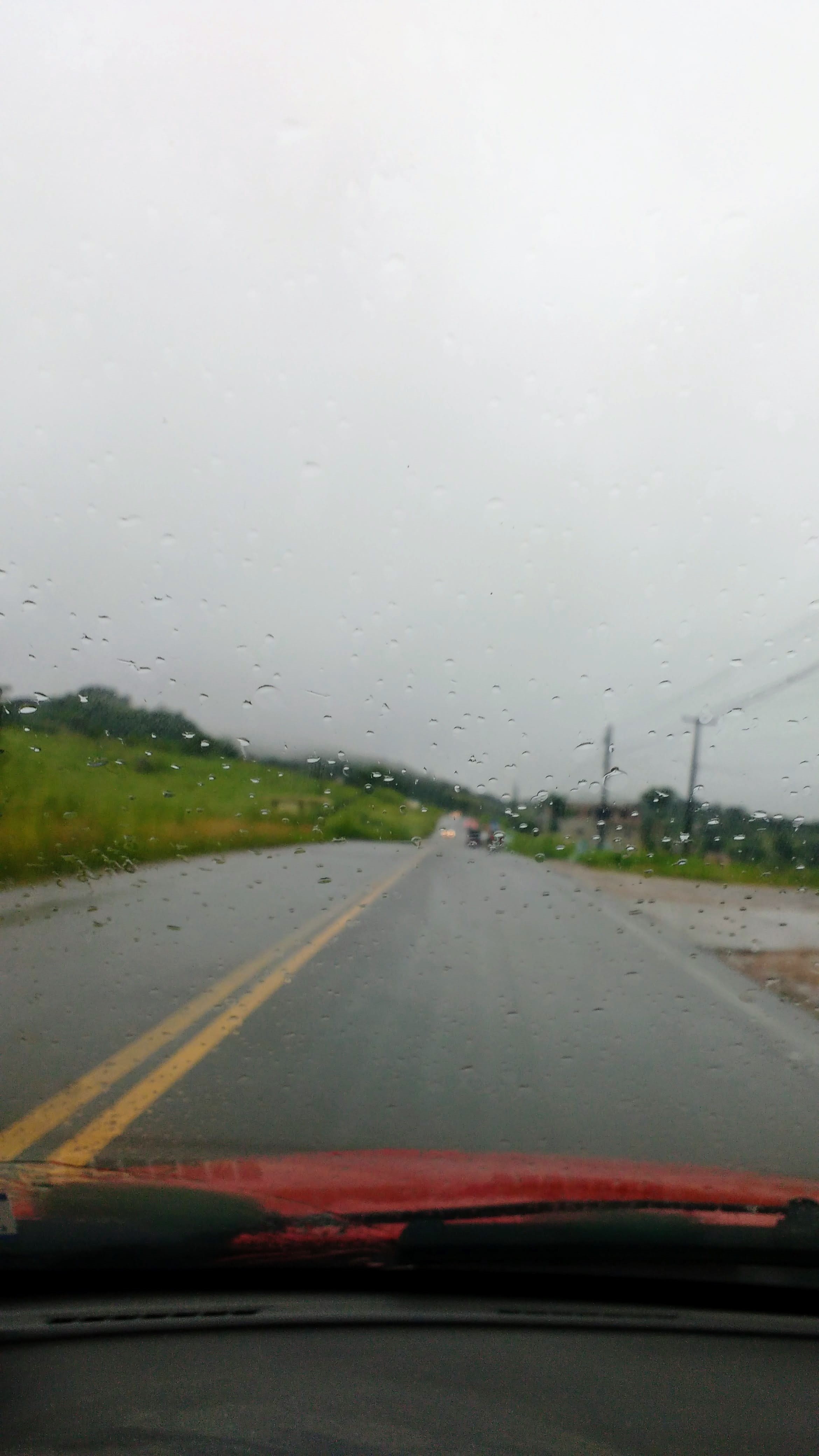 motor vehicle, raindrop, wet, sky, highway, land vehicle, mode of transportation, no people, drop, rainy season, vehicle interior, windshield, glass, joão alfredo, Phone HD Wallpaper