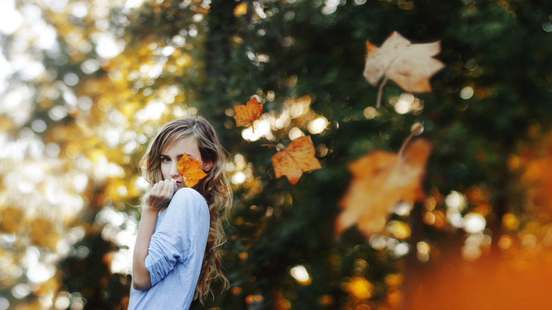 season, daytime, plant, tree, teenager, beauty, joy, standing, 1080P, wearing, one Person, lifestyles, hair, autumn, fun, looking, sunlight, girls, plant part, HD Wallpaper