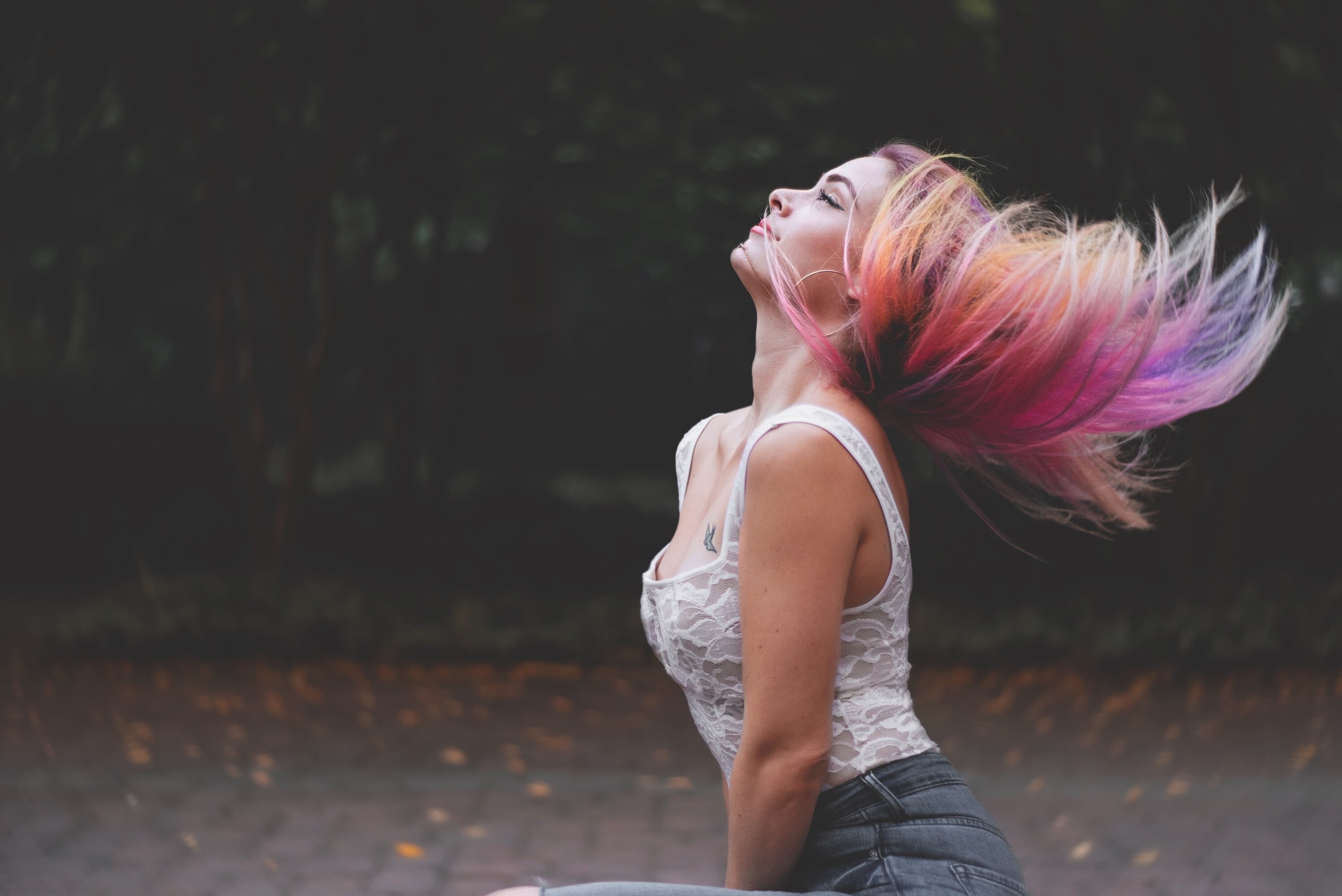 standing, photography, one woman only, fall, nature, outdoors, profile view, street, hairstyle, one young woman only, girl, long hair, real people, happy, HD Wallpaper