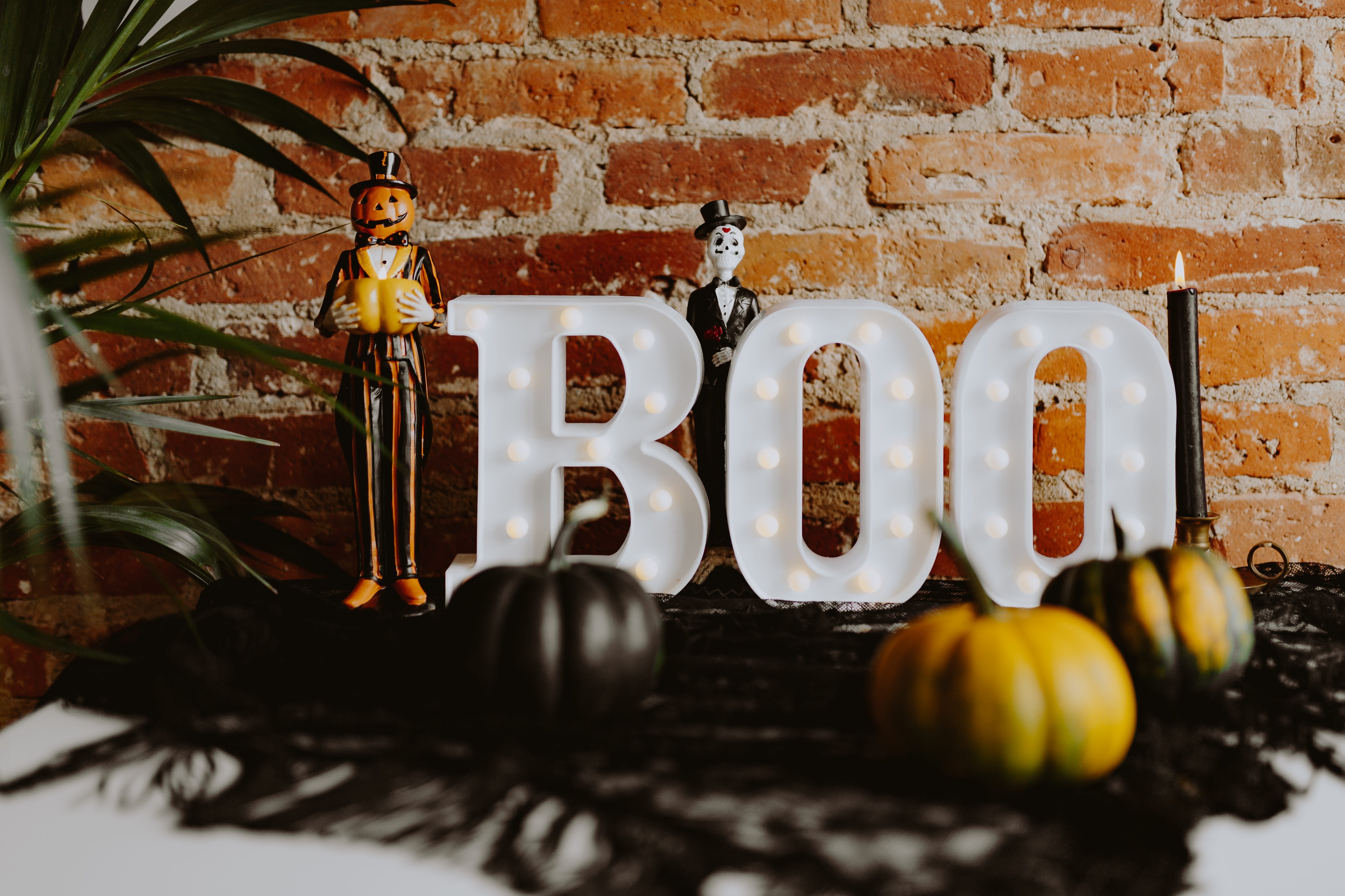 vegetable, table, wall - building feature, celebration, no people, decor, letters, indoors, boo, still life, decoration, halloween, food, healthy eating, HD Wallpaper