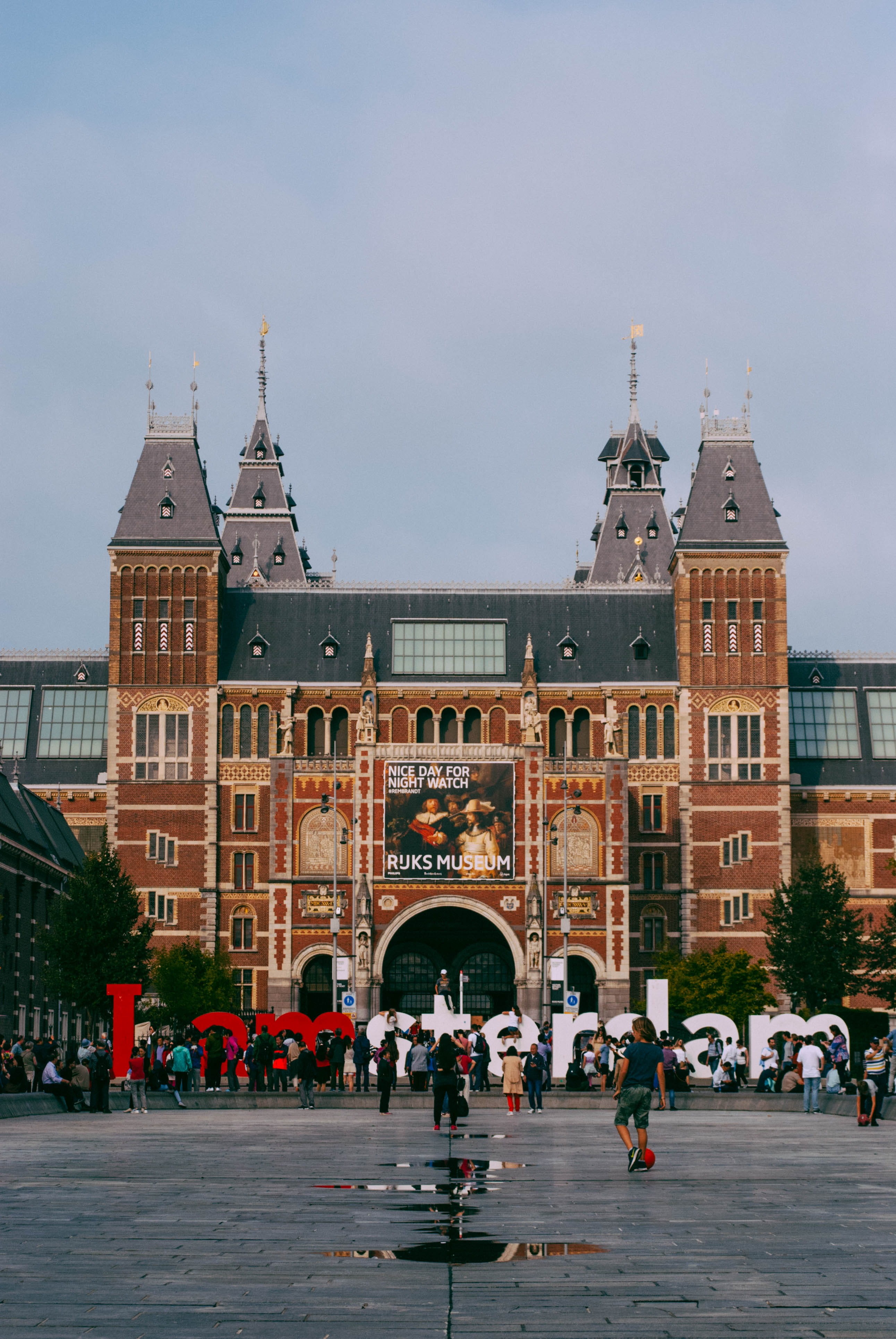 amsterdam, architecture, history, netherlands, the past, sky, tower, 4K, building, real people, city, nature, group of people, outdoors, mode of transportation, Phone HD Wallpaper