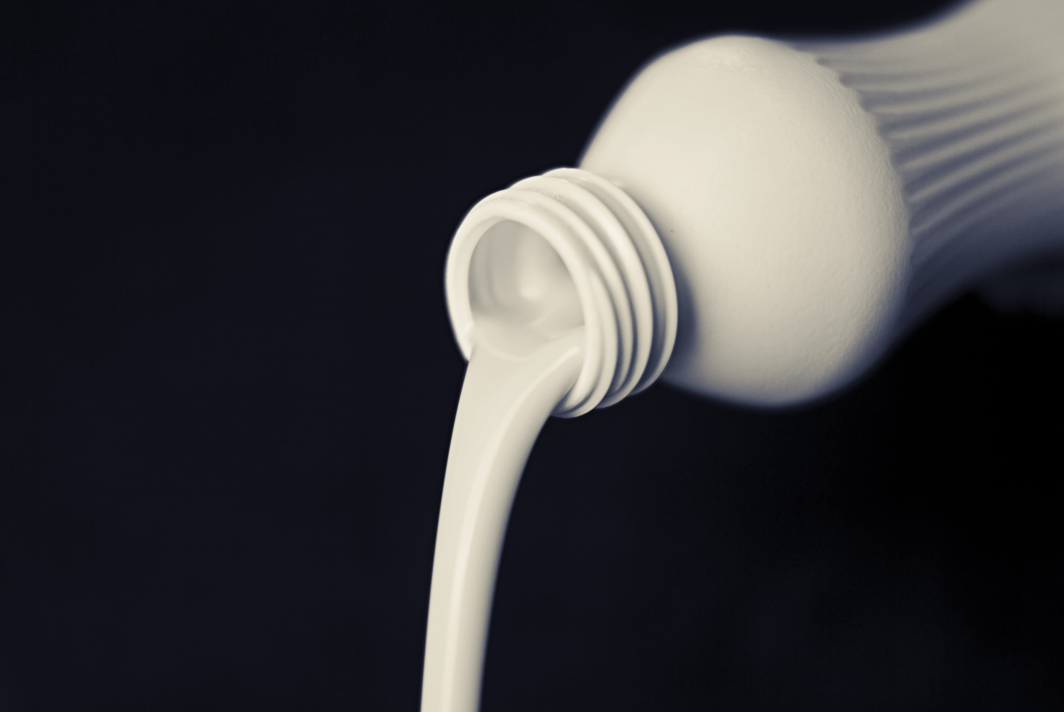 minimalistic, 2K, white color, studio shot, food, kitchen utensil, minimal, black background, freshness, two objects, simple, energy efficient lightbulb, HD Wallpaper