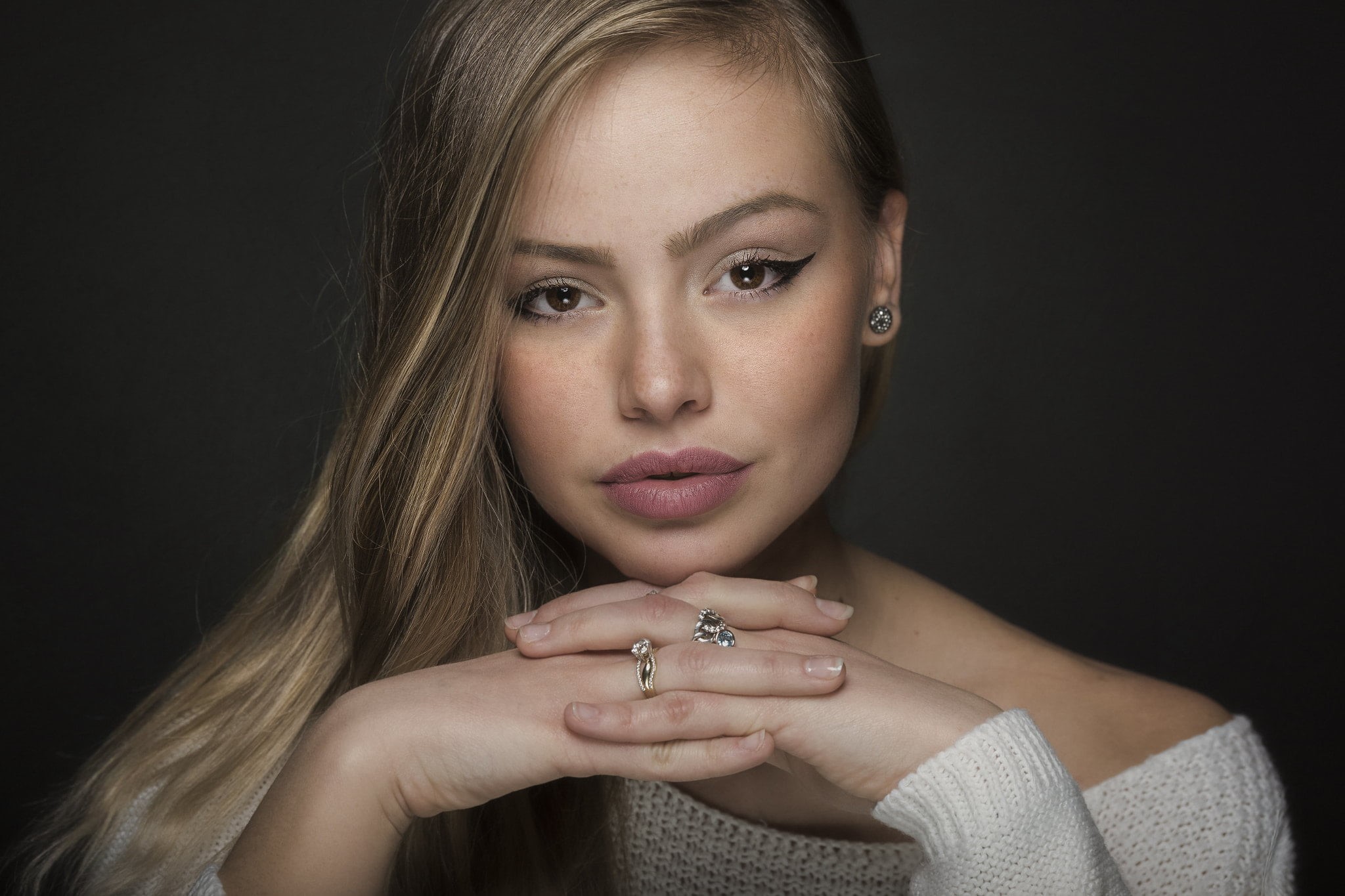 face, headshot, 1080P, indoors, body part, beautiful woman, black background, finger, women, young women, lifestyles, looking at camera, contemplation, HD Wallpaper