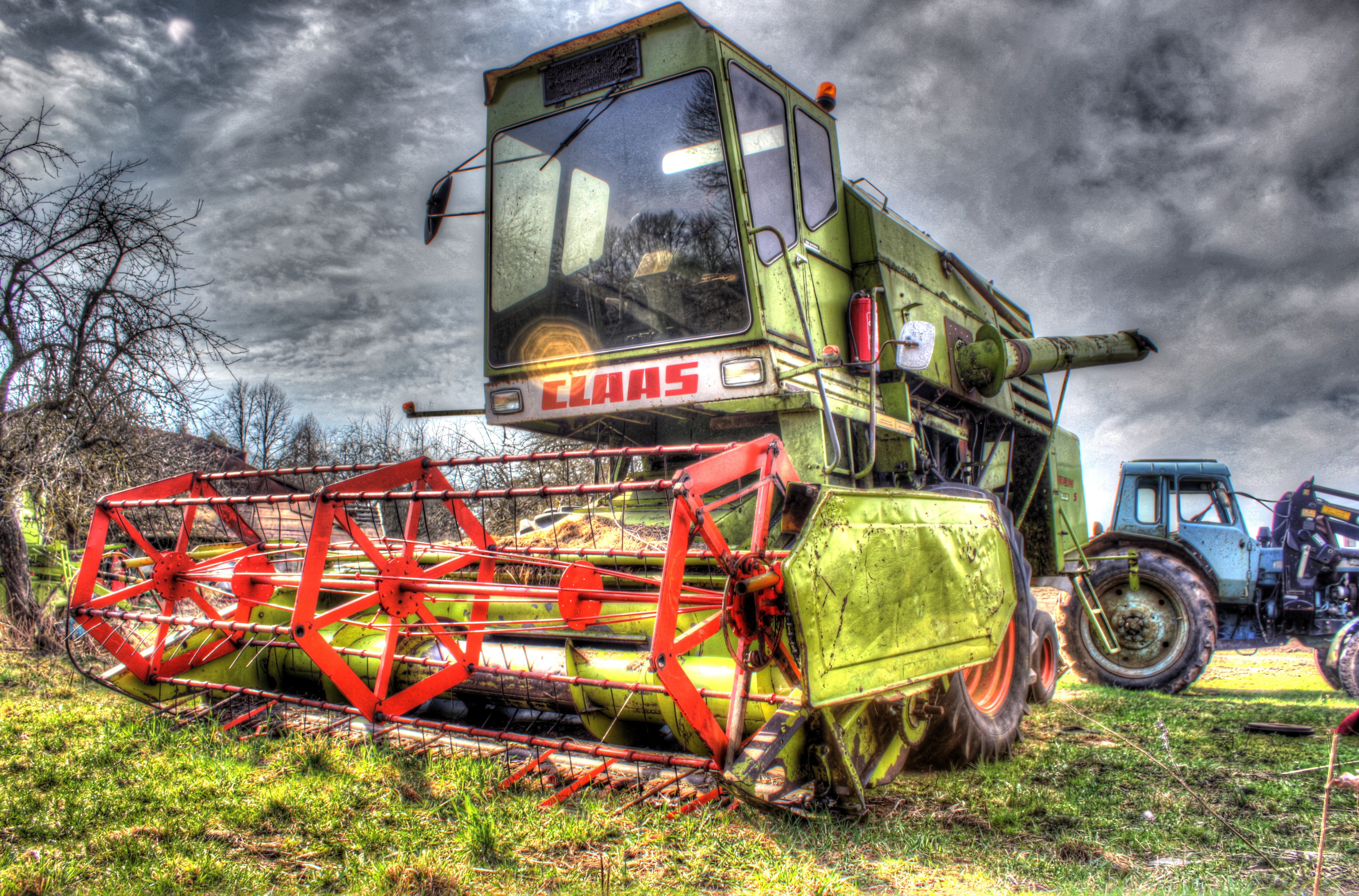 truck, Claas, HDR, tractors, field, outdoors, green color, MTZ, plant, nature, grass, agricultural machinery, sky, no people, machinery, agriculture, overcast, HD Wallpaper