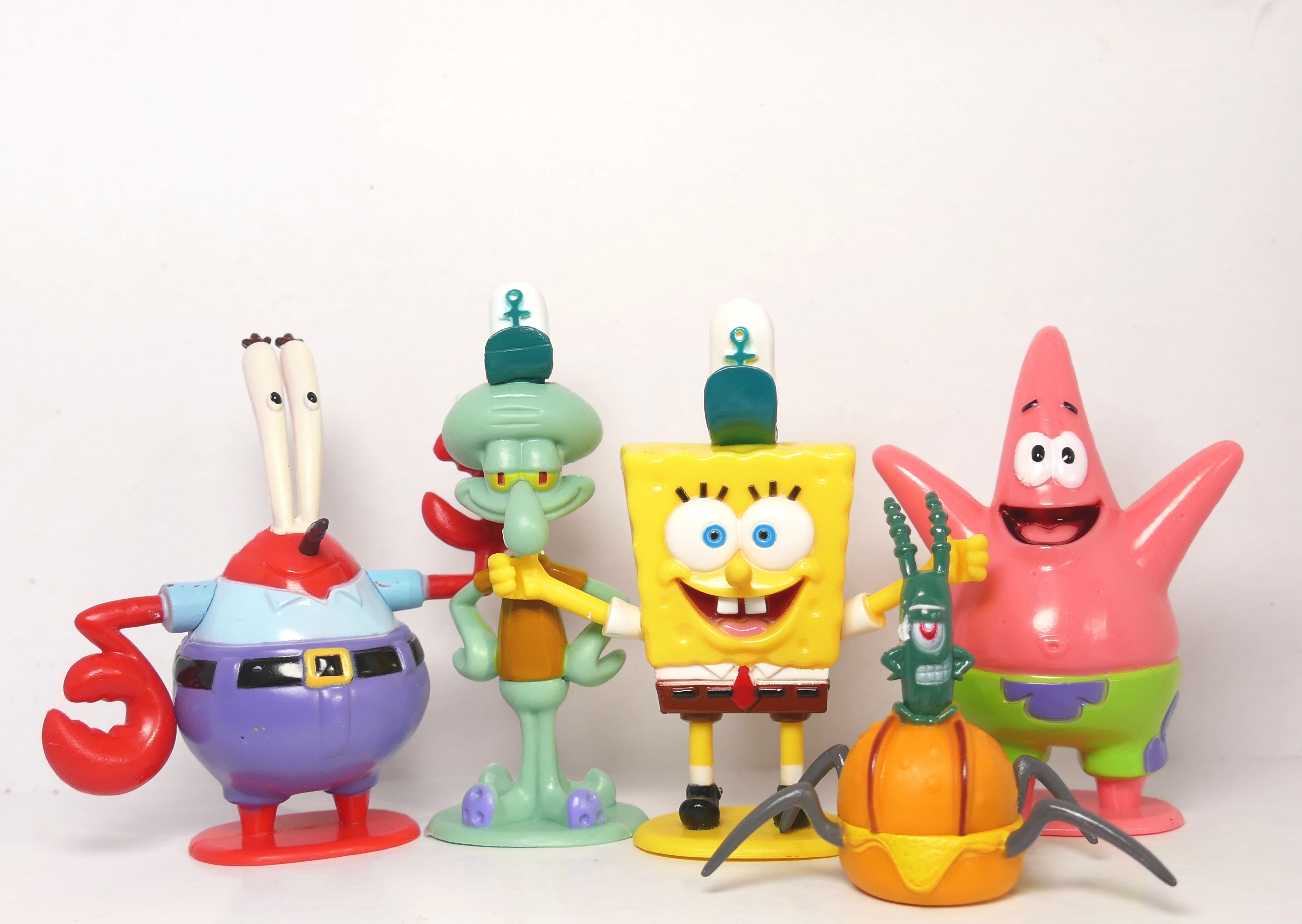 watching, Cartoon, show, choice, mr crabs, childhood, colored background, 4K, figurine, toys, copy space, no people, wall - building feature, creativity, HD Wallpaper