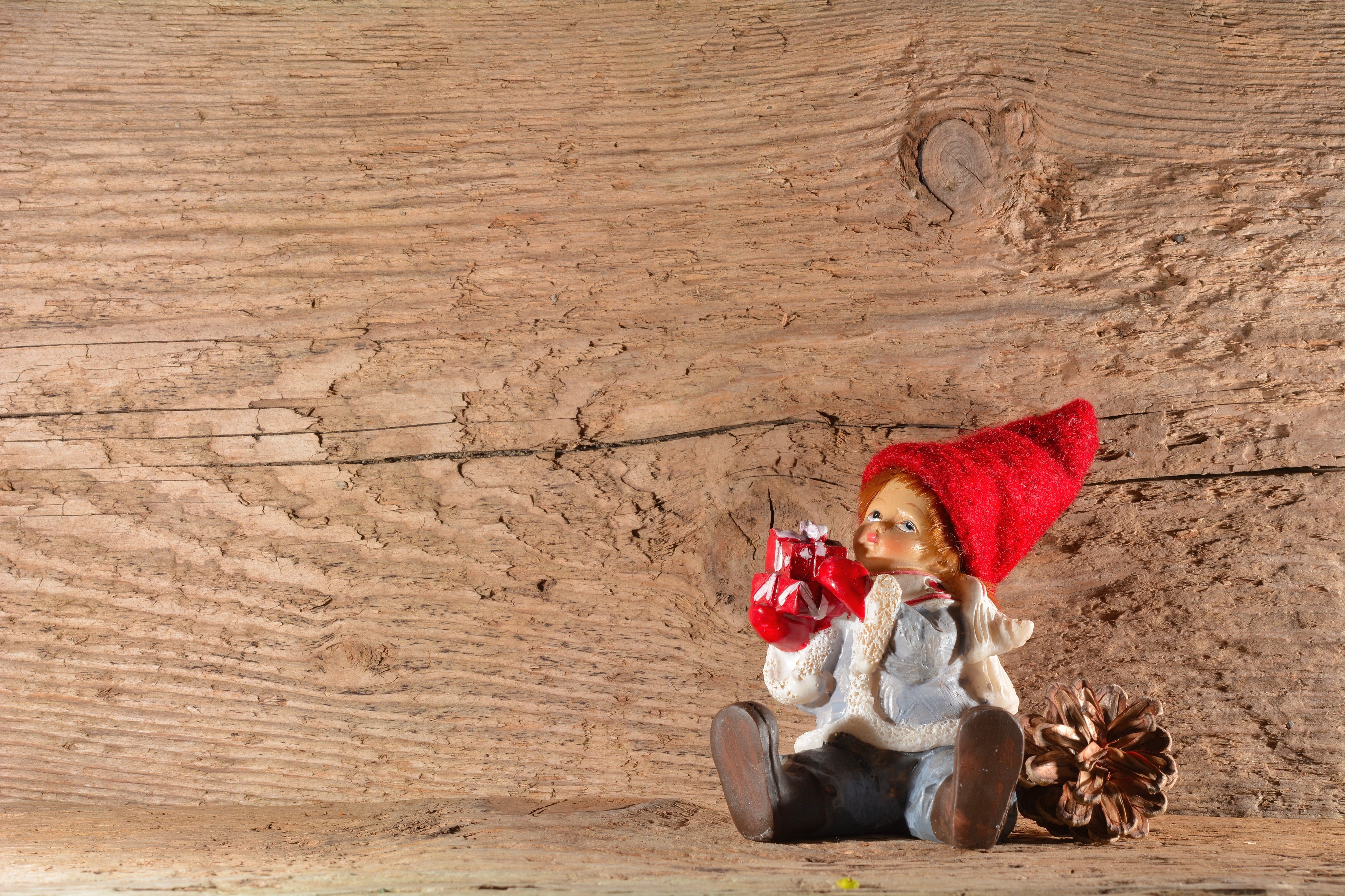 full length, Males, Imp, innocence, hat, happiness, emotion, childhood, Gnome, Wood, red, children only, holiday, people, smiling, decoration, celebration, HD Wallpaper