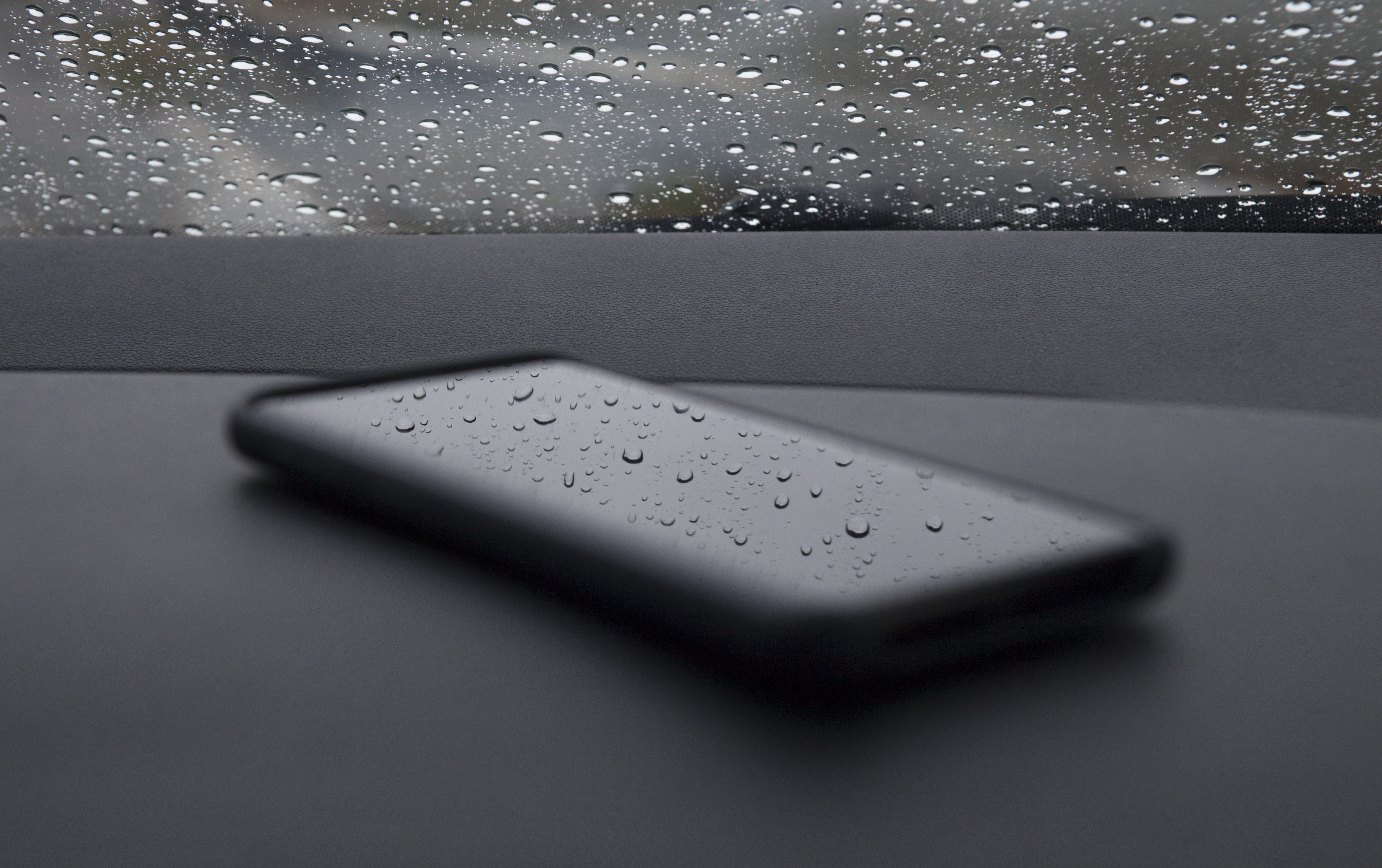 drop, rain, communication, keyboard, indoors, phone, sign, raindrops, s9, connection, galaxy, protection, studio shot, waterproof, gray, emotion, samsung s9, HD Wallpaper