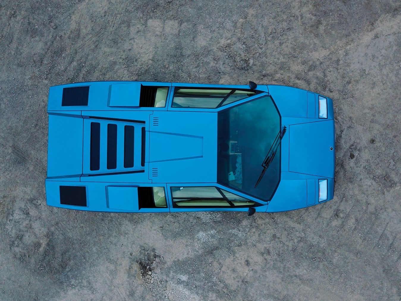 high angle view, blue cars, protection, wall, building, day, window, built structure, 720P, no people, house, glass - material, blue, building exterior, HD Wallpaper