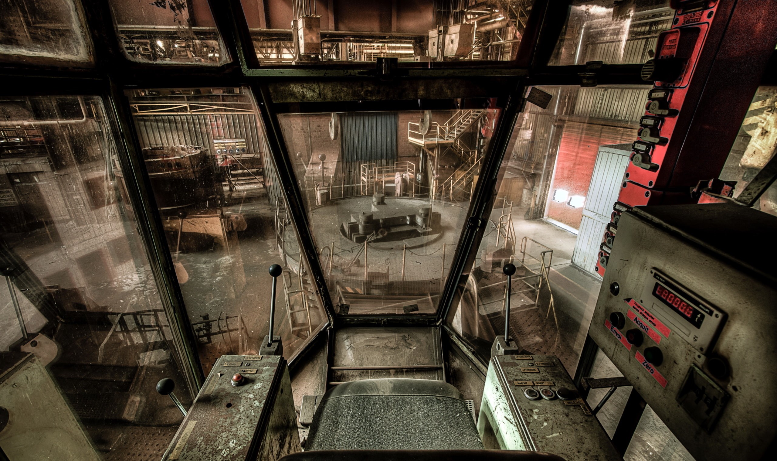 abandoned, machine, old, no people, architecture, high angle view, glass - material, illuminated, indoors, deterioration, reflection, industrial equipment, HD Wallpaper